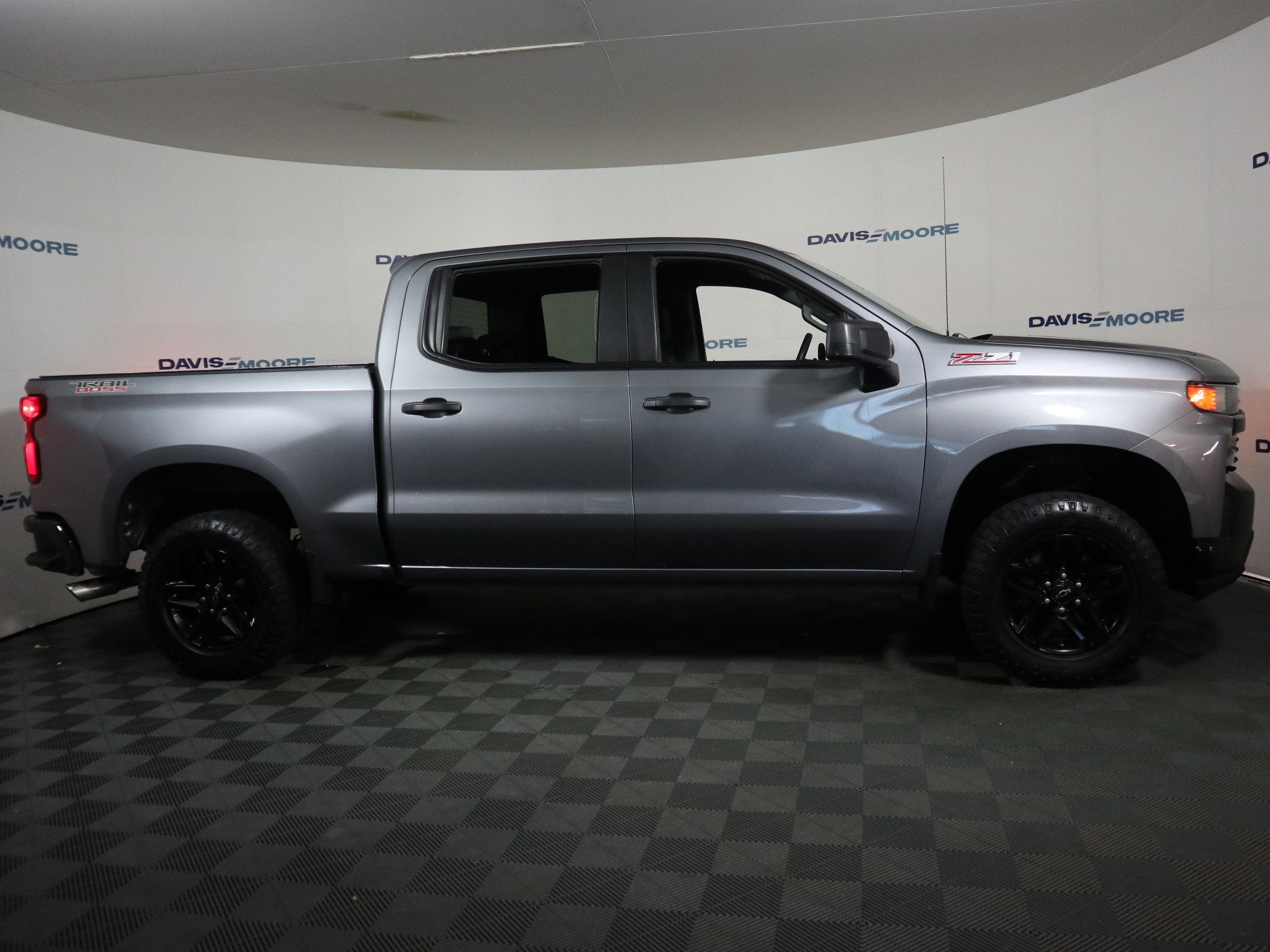 2020 Chevrolet Silverado 1500 Custom Trail Boss