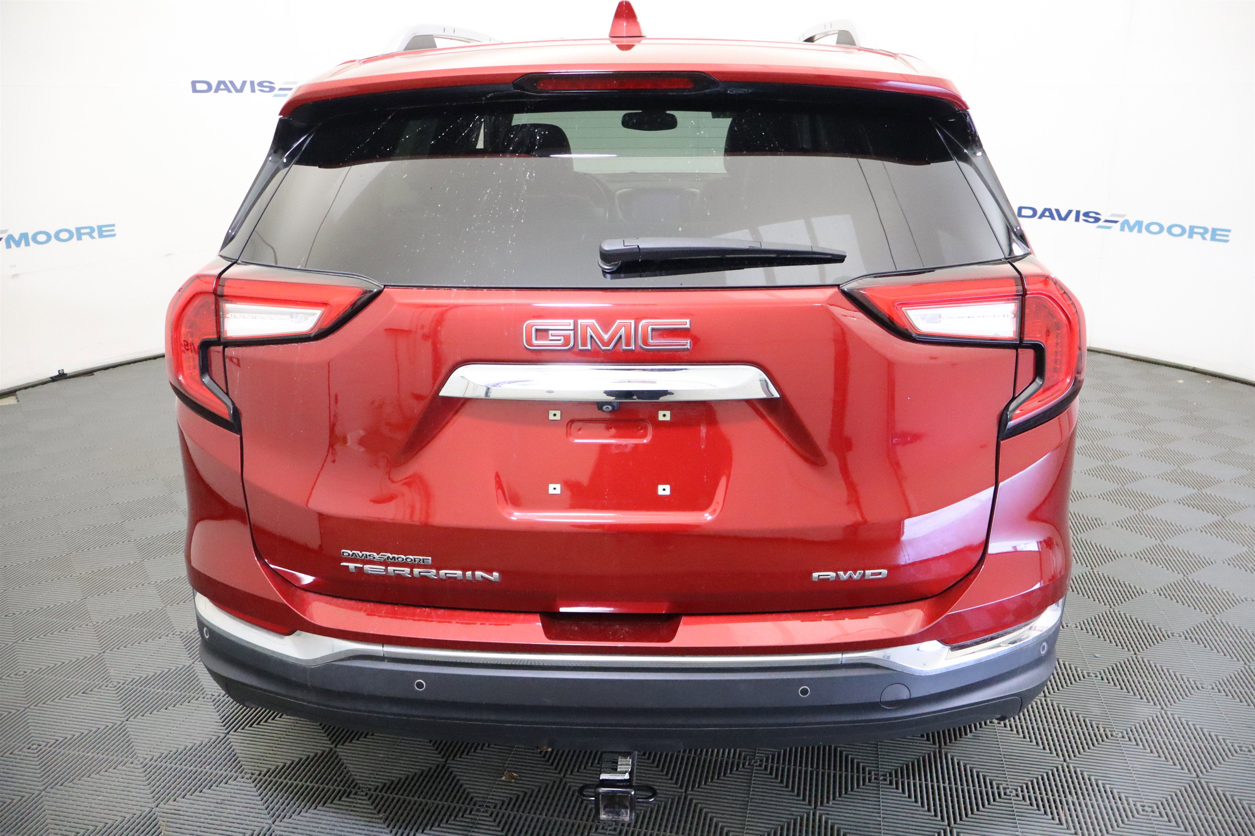 2022 GMC Terrain SLT