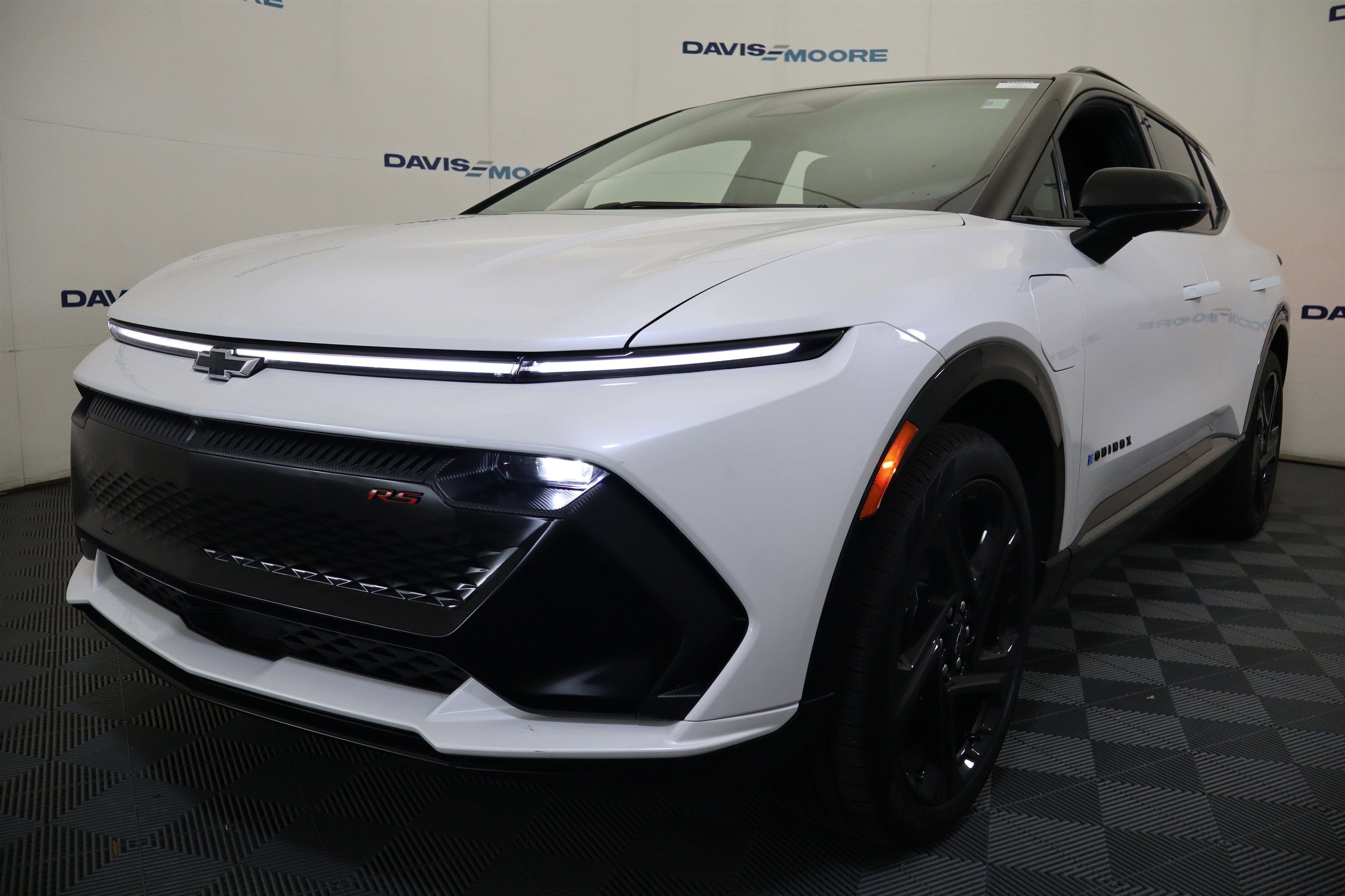 2025 Chevrolet Equinox EV RS