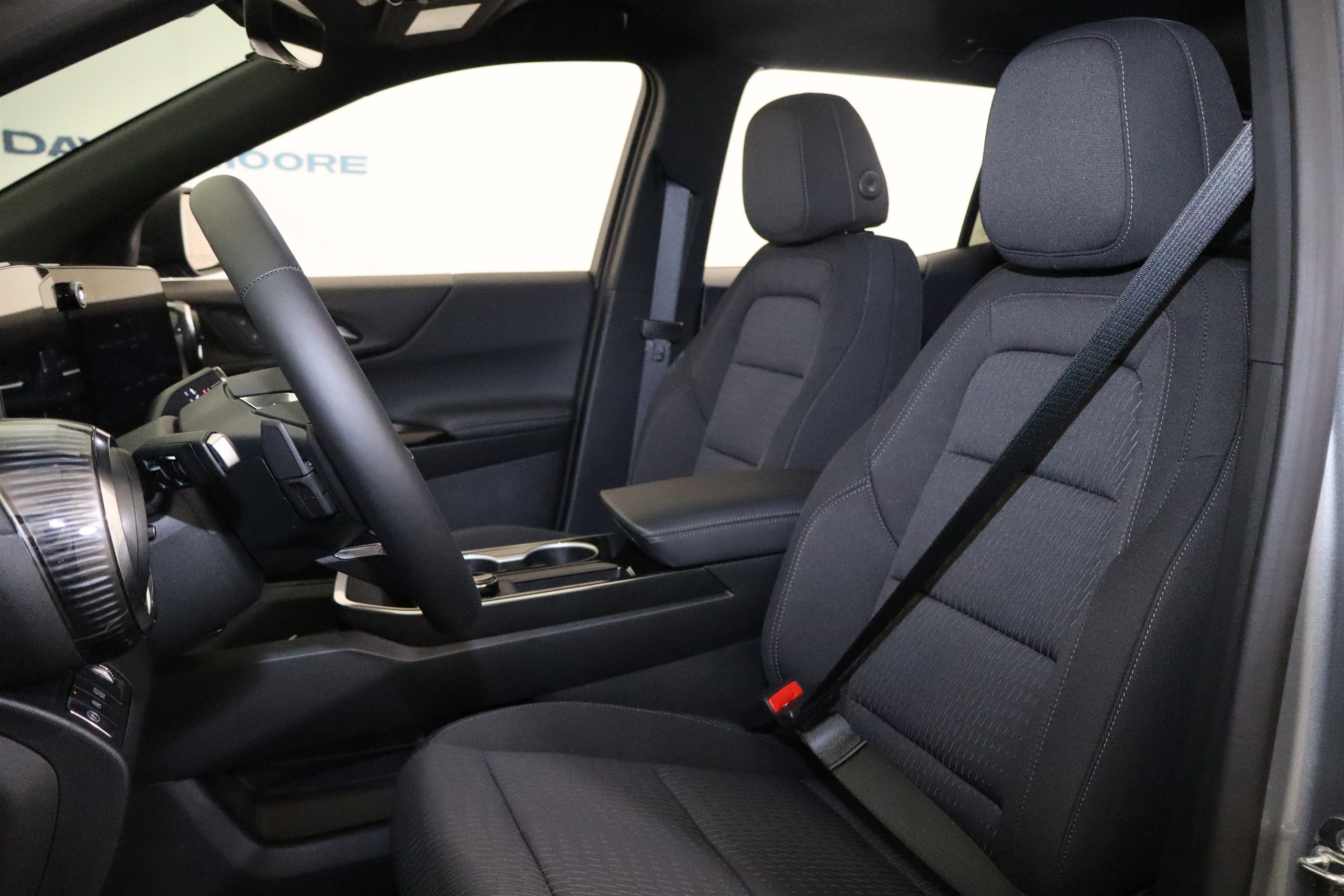 2026 Chevrolet Equinox LT - Photo 23