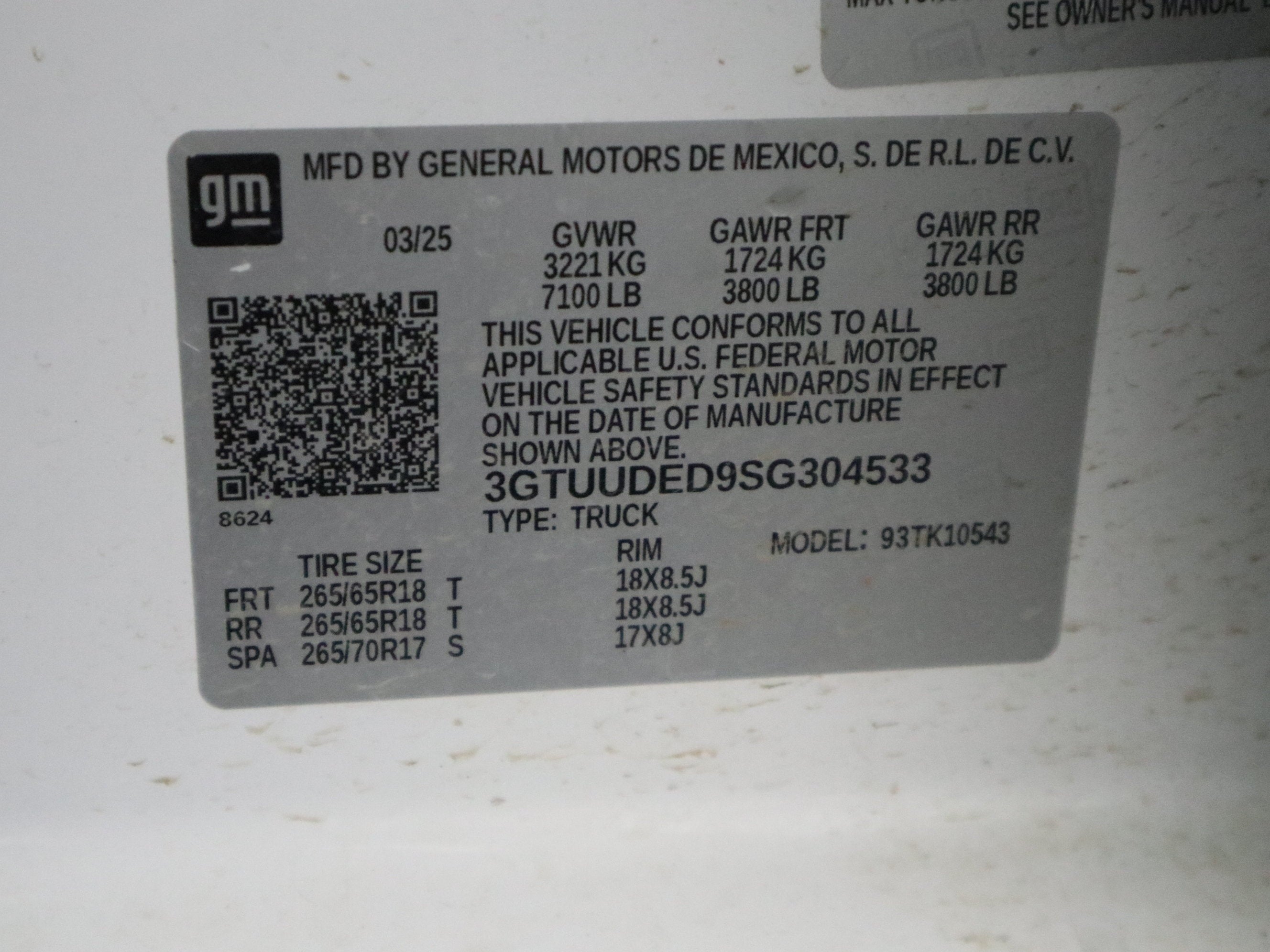 2025 GMC Sierra 1500 SLT