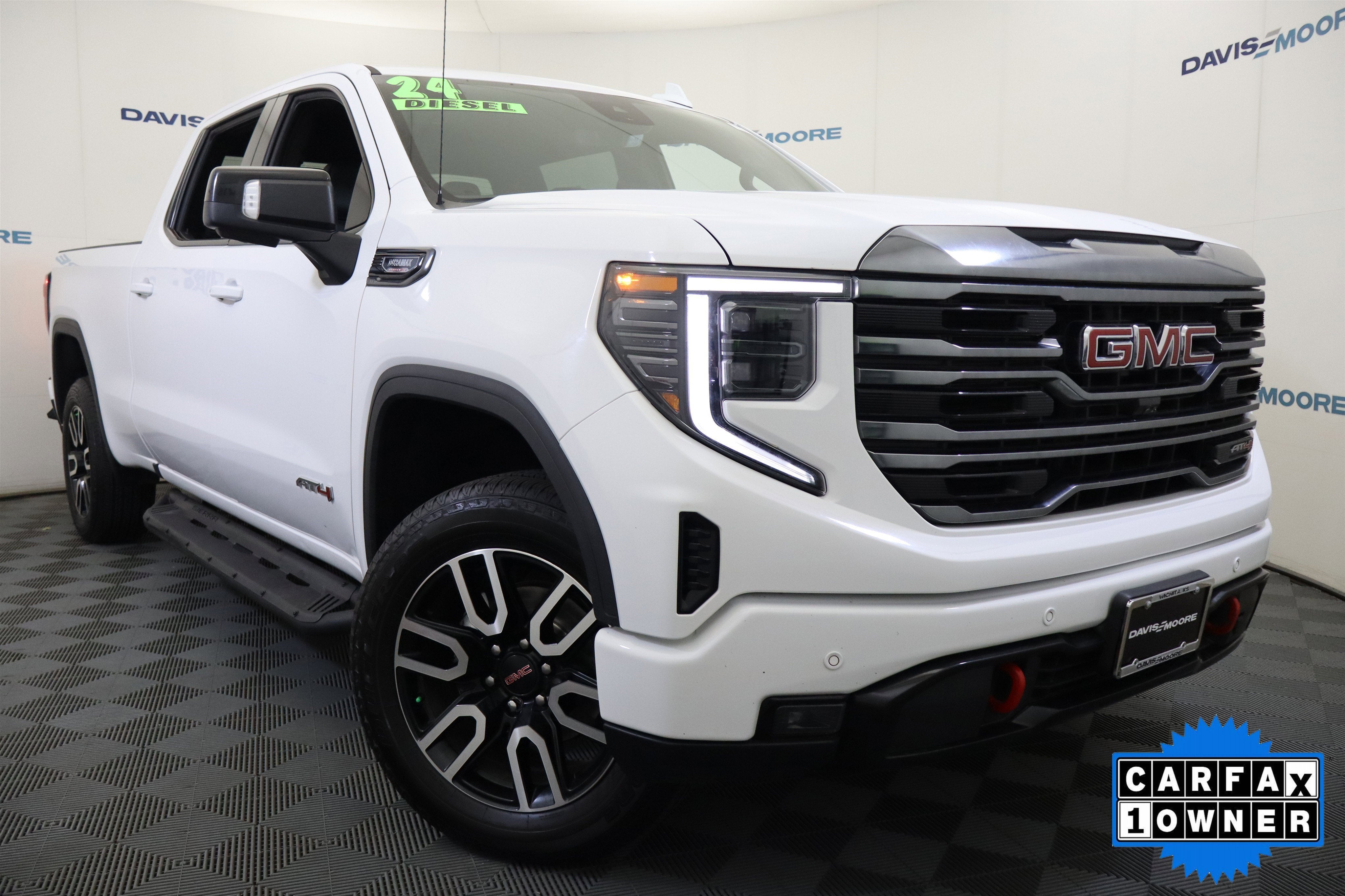 2024 GMC Sierra 1500 AT4