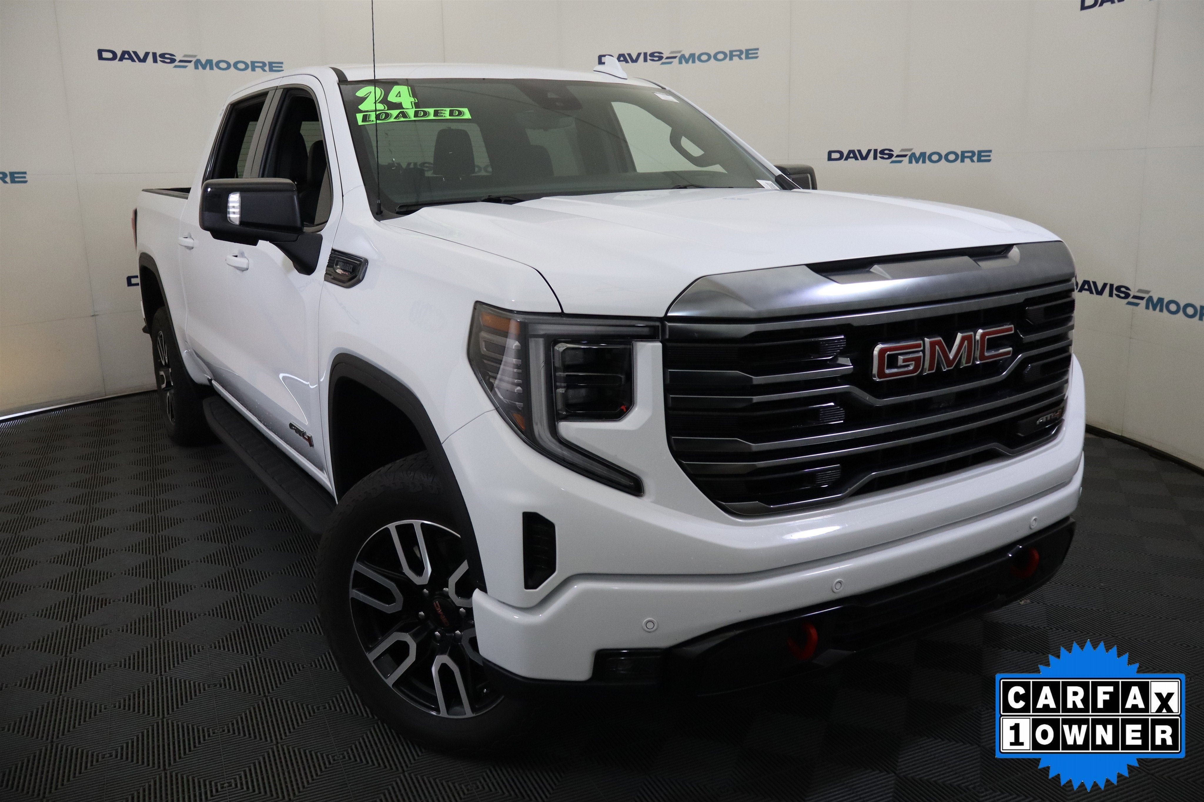 2024 GMC Sierra 1500 AT4