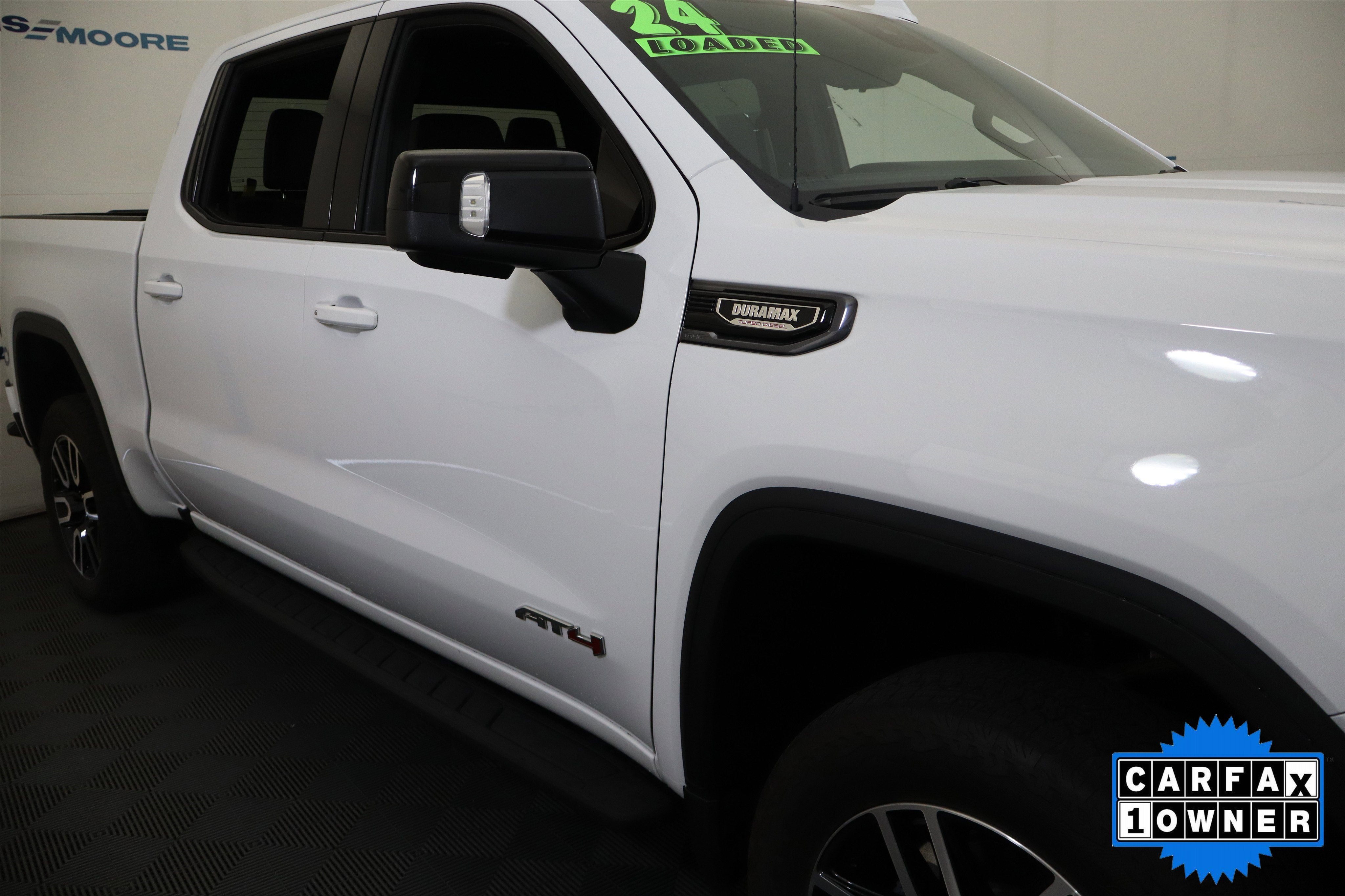 2024 GMC Sierra 1500 AT4