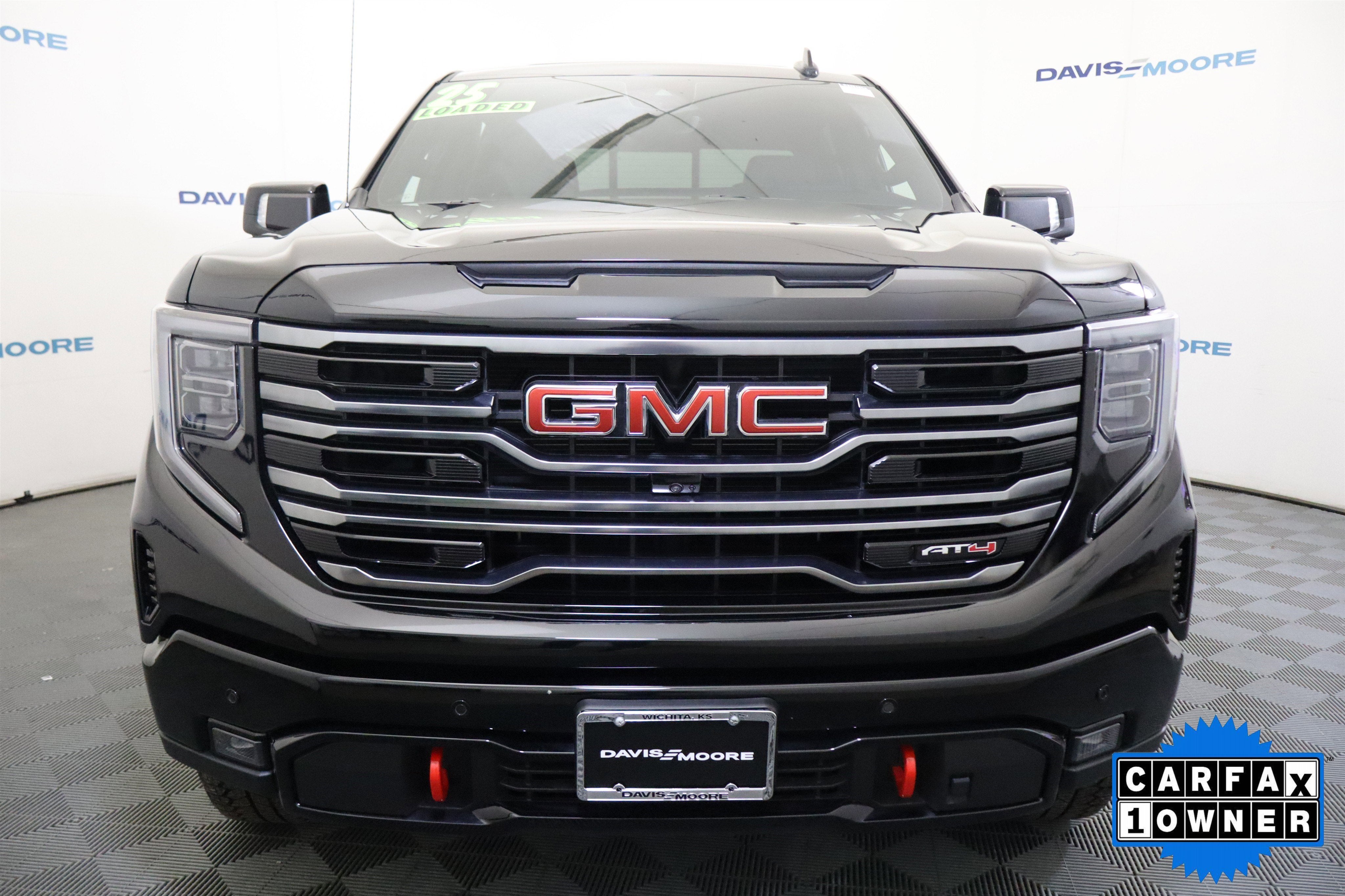 2025 GMC Sierra 1500 AT4