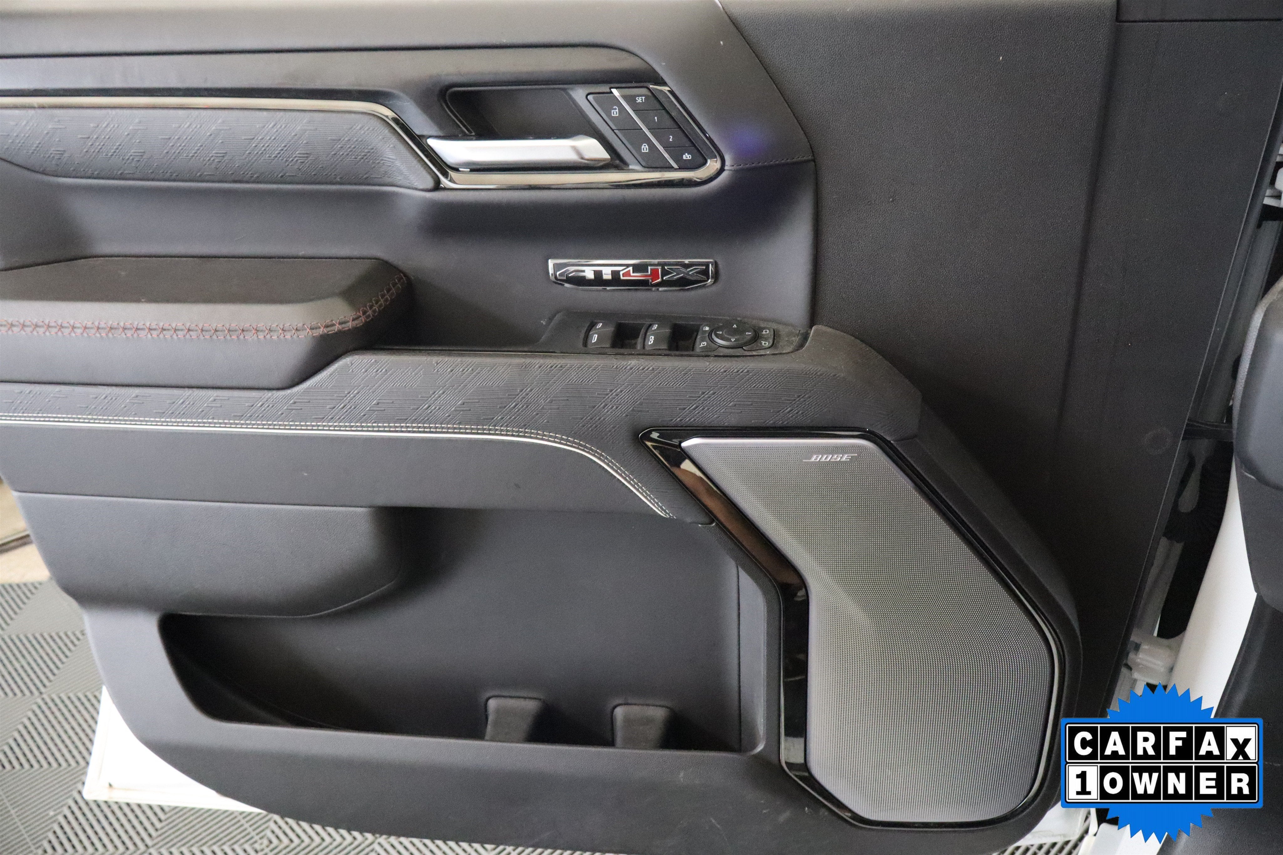 2023 GMC Sierra 1500 AT4X