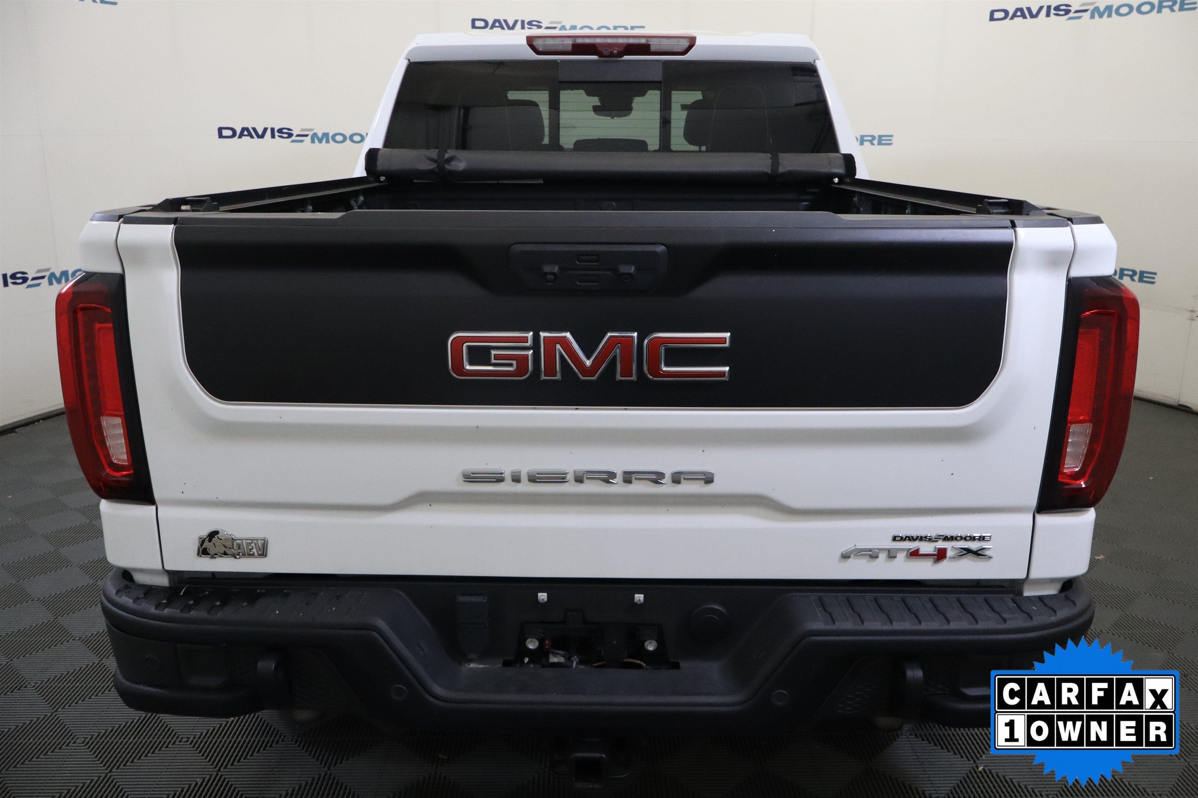2023 GMC Sierra 1500 AT4X