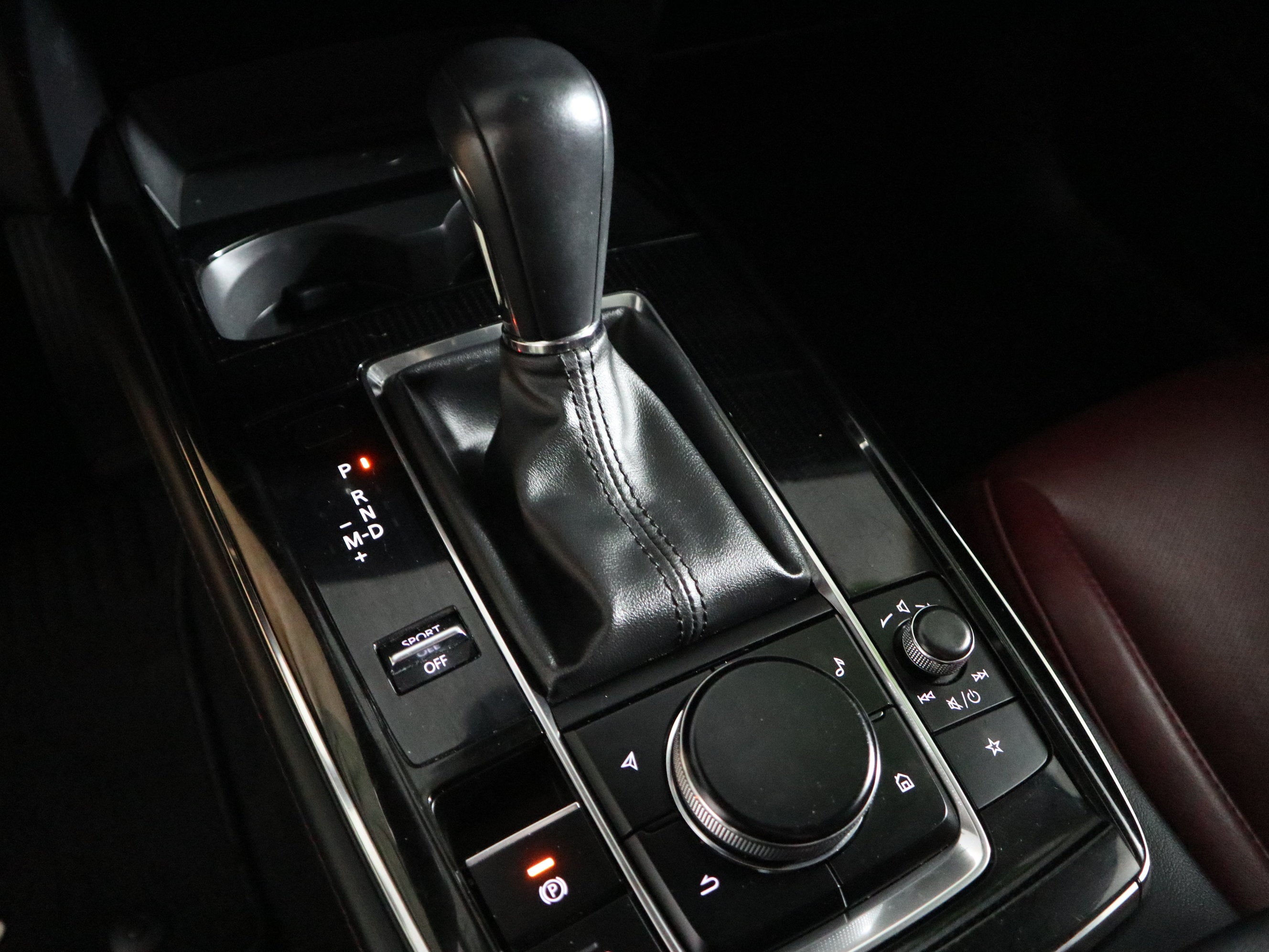 2025 Mazda Mazda CX-30 2.5 S Carbon Edition