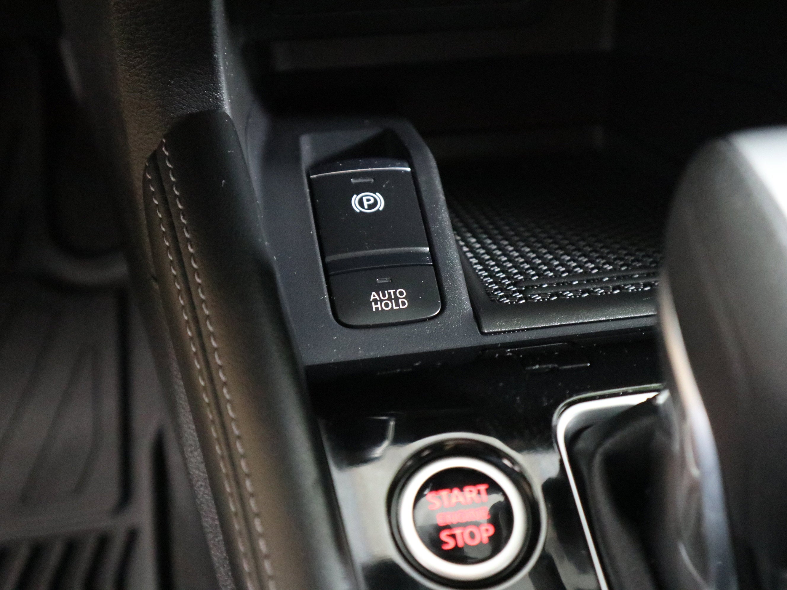 2023 Nissan Kicks SV Xtronic CVT