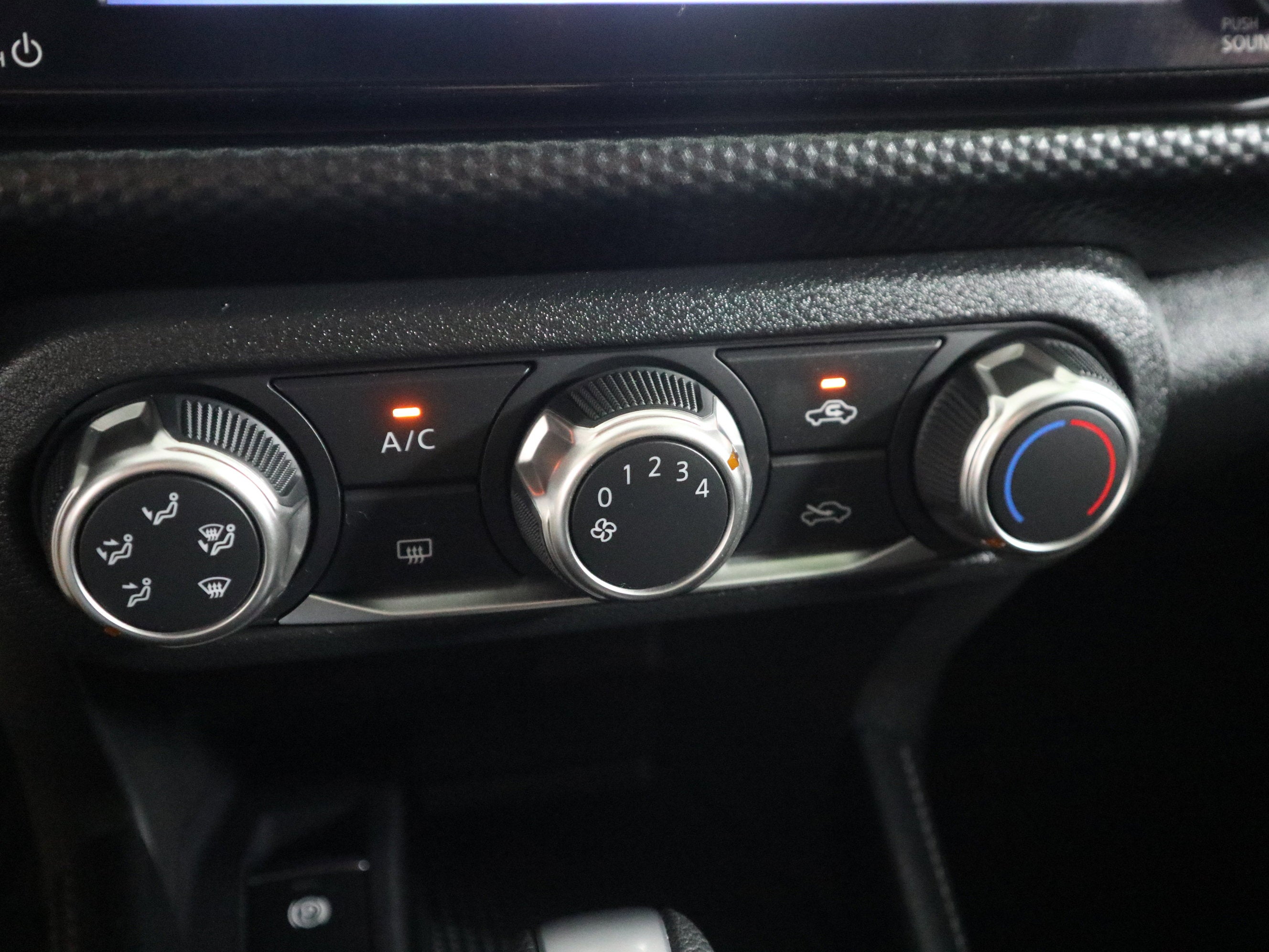 2023 Nissan Kicks SV Xtronic CVT