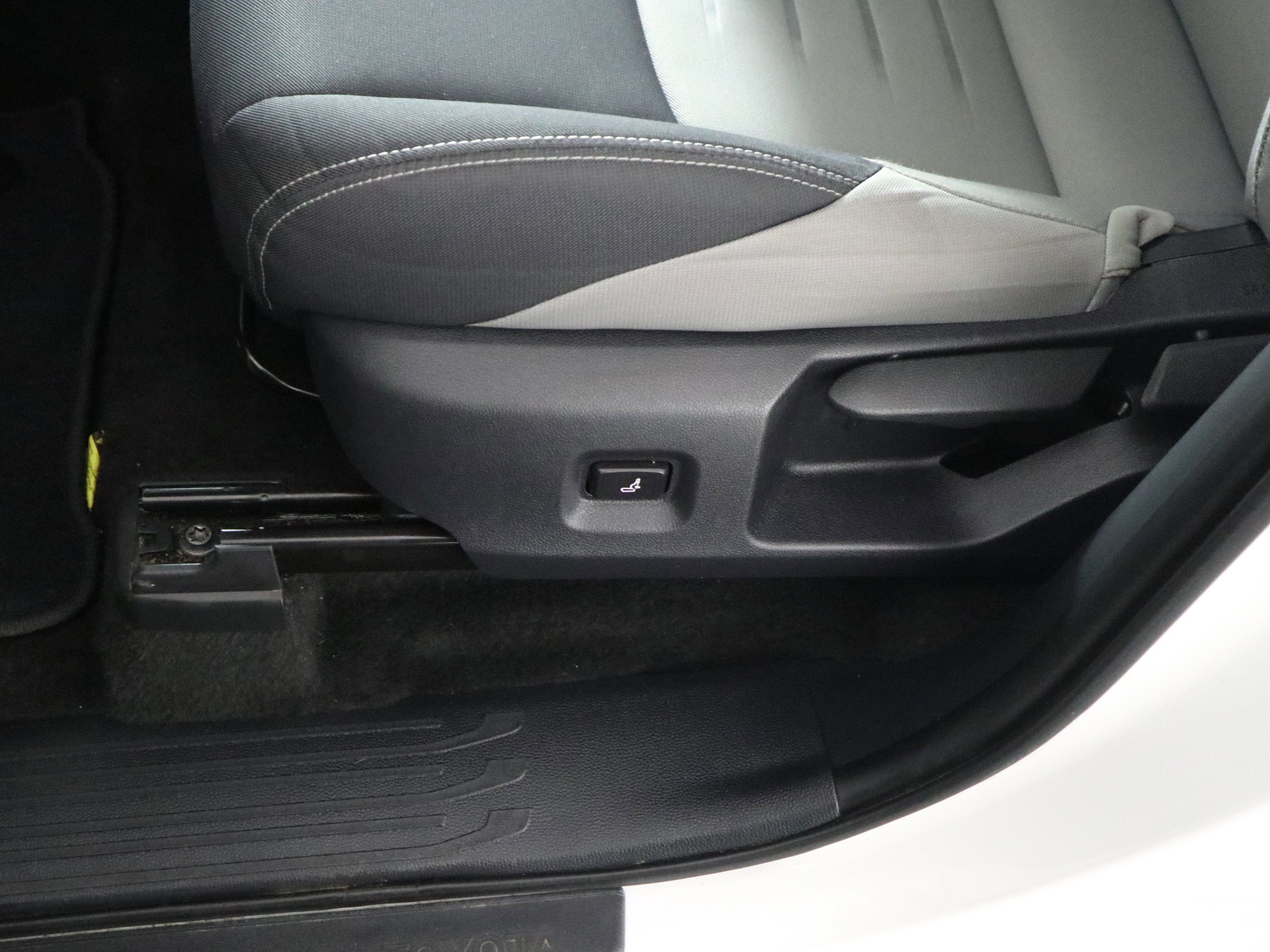 2024 Toyota Tacoma 2WD SR5