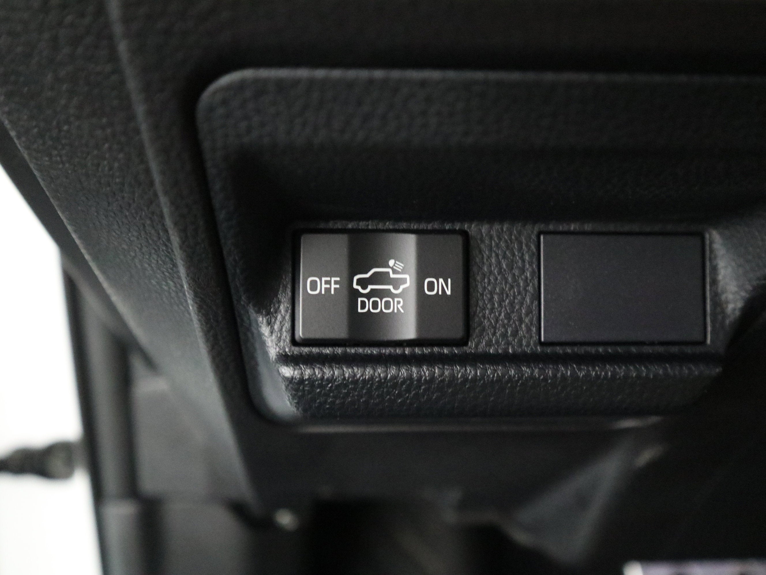 2024 Toyota Tacoma 2WD SR5