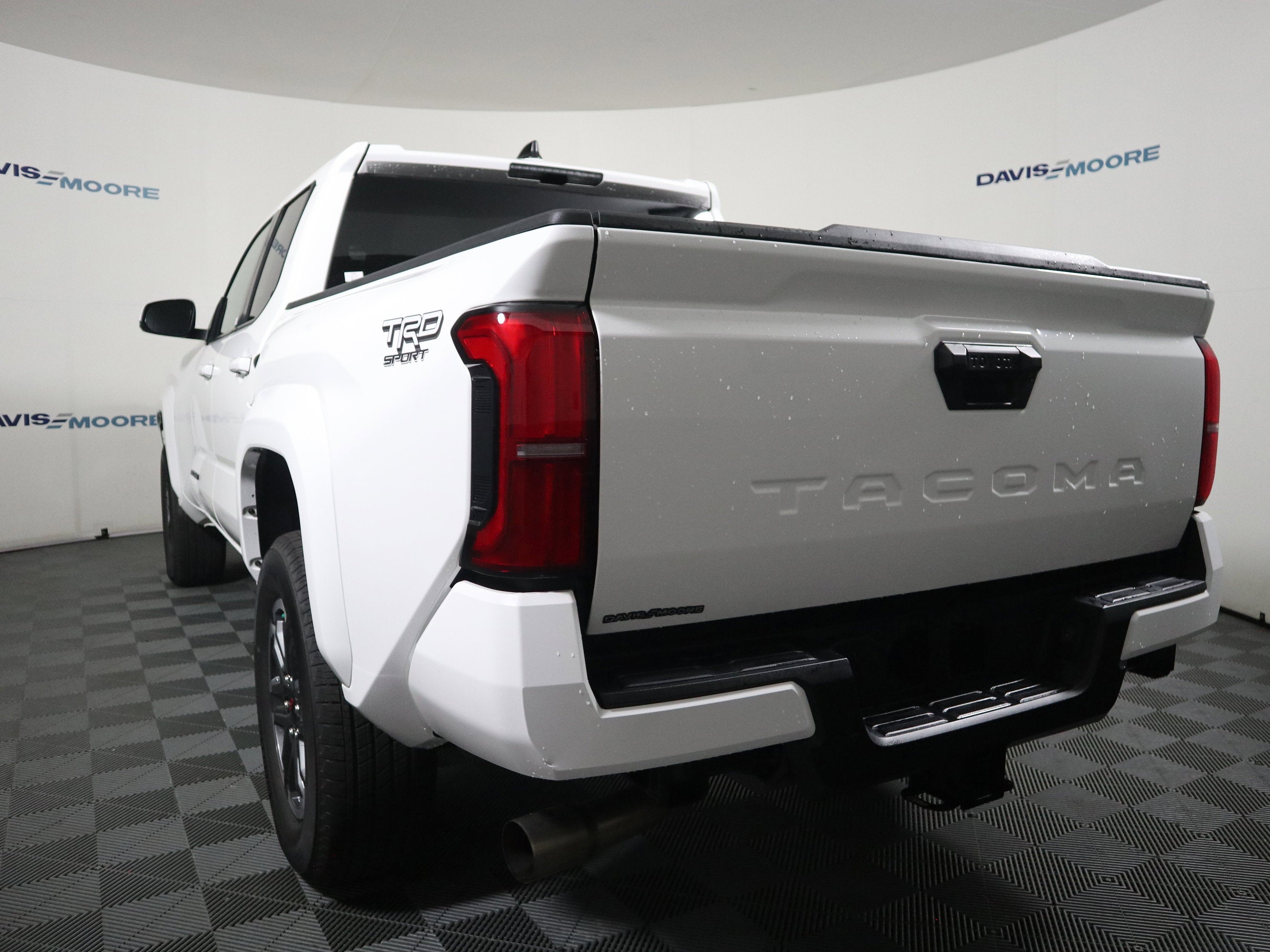 2024 Toyota Tacoma 2WD SR5