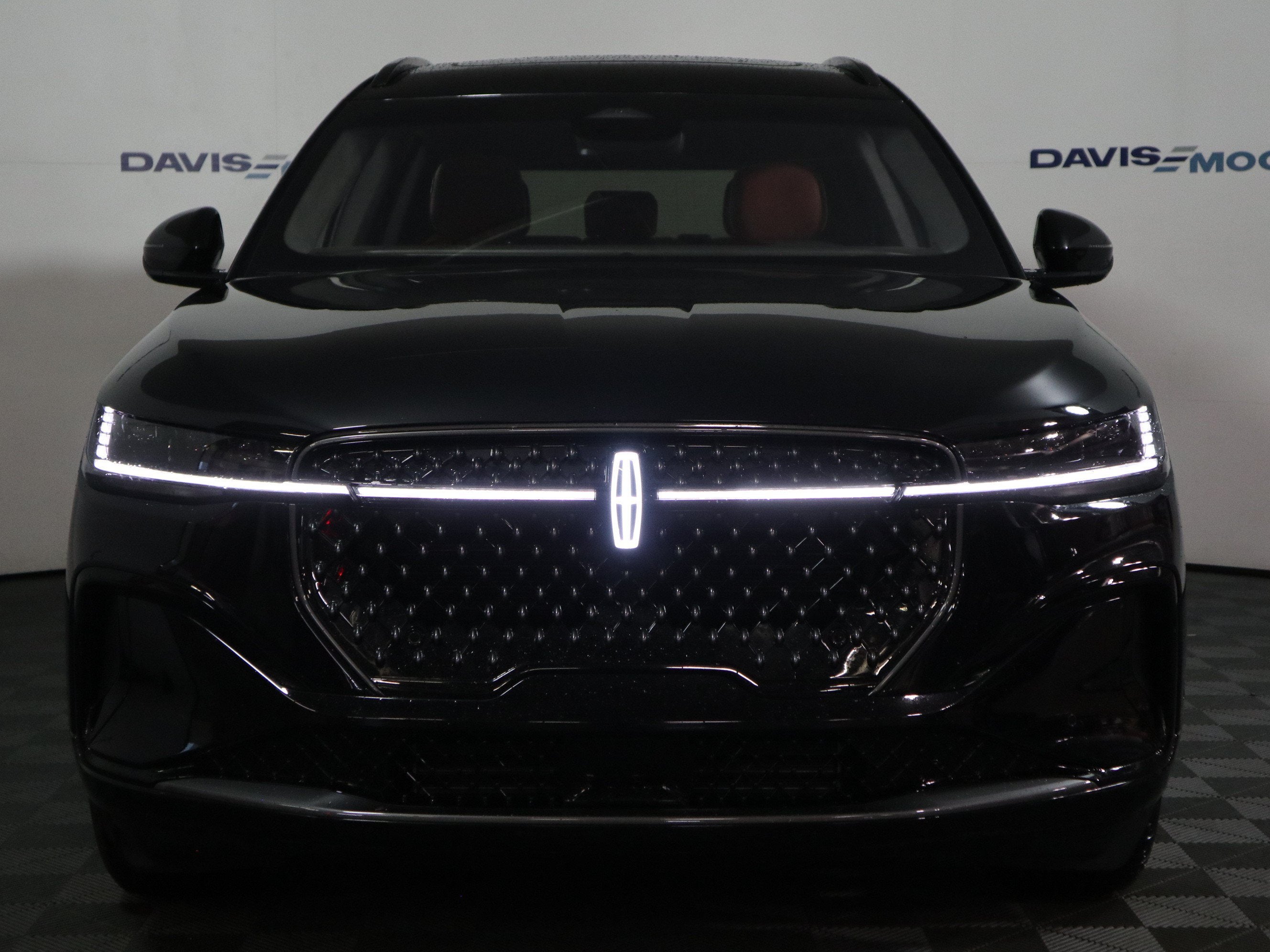 2024 Lincoln Nautilus Black Label