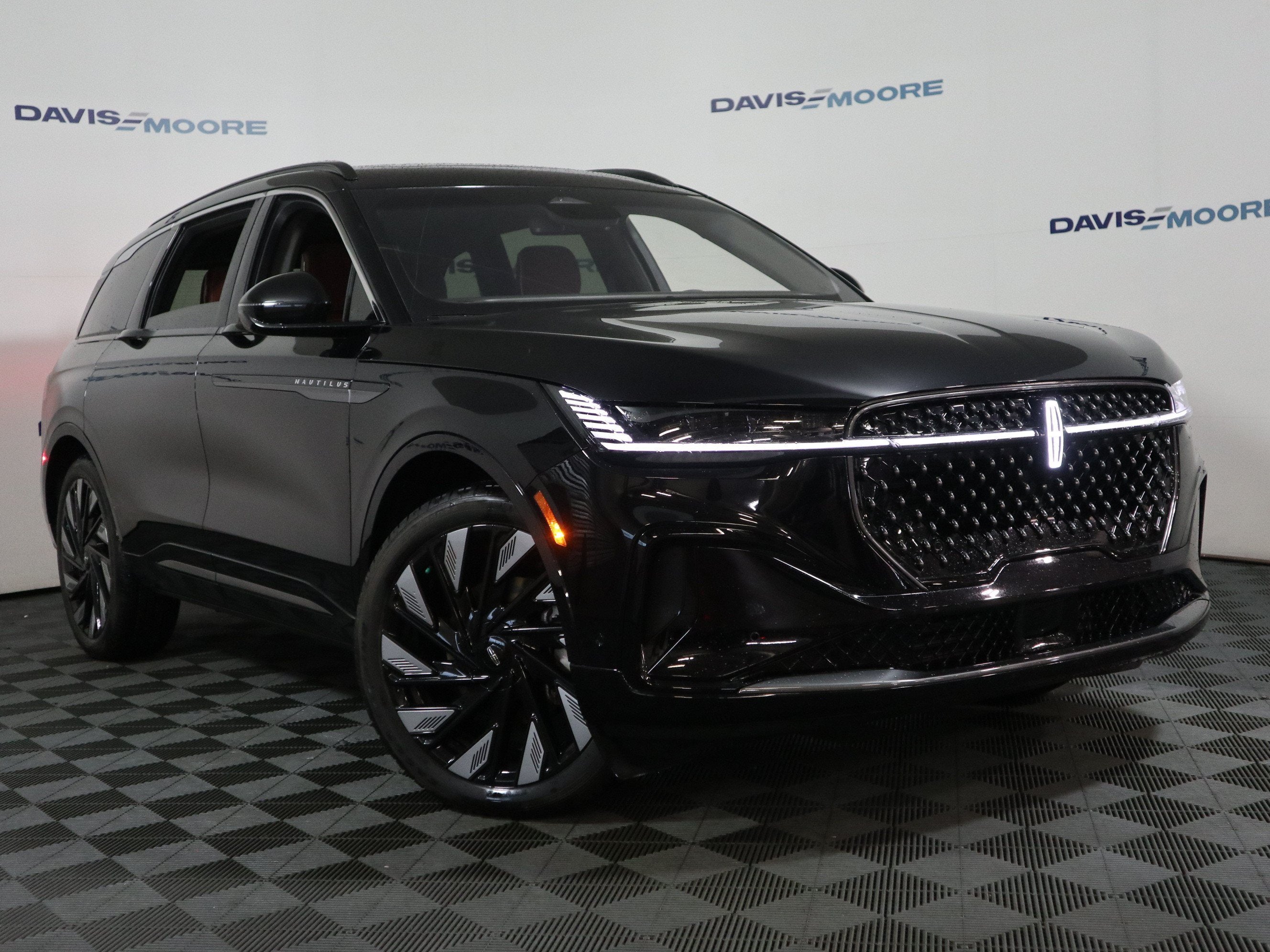 2024 Lincoln Nautilus Black Label