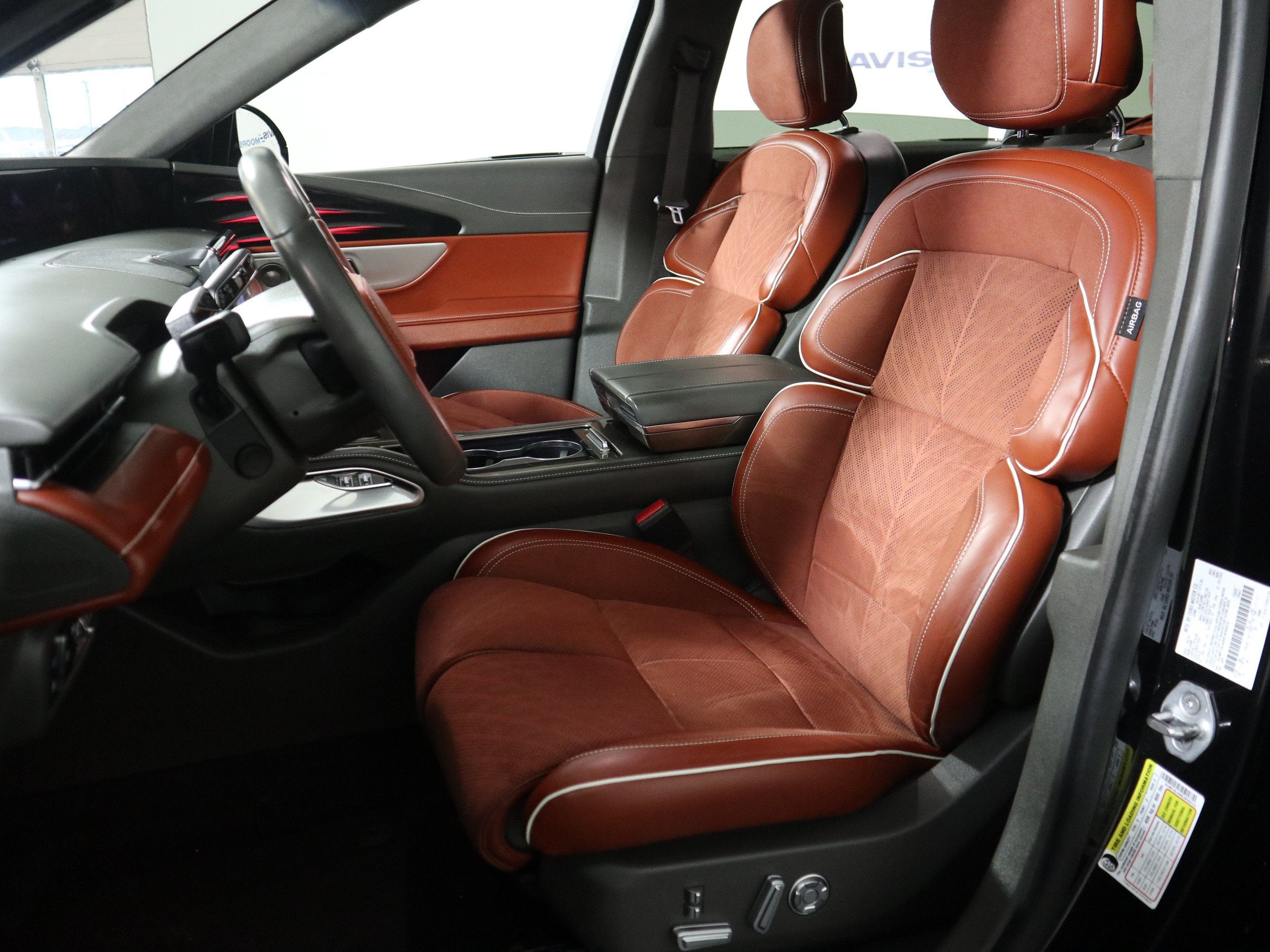 2024 Lincoln Nautilus Black Label
