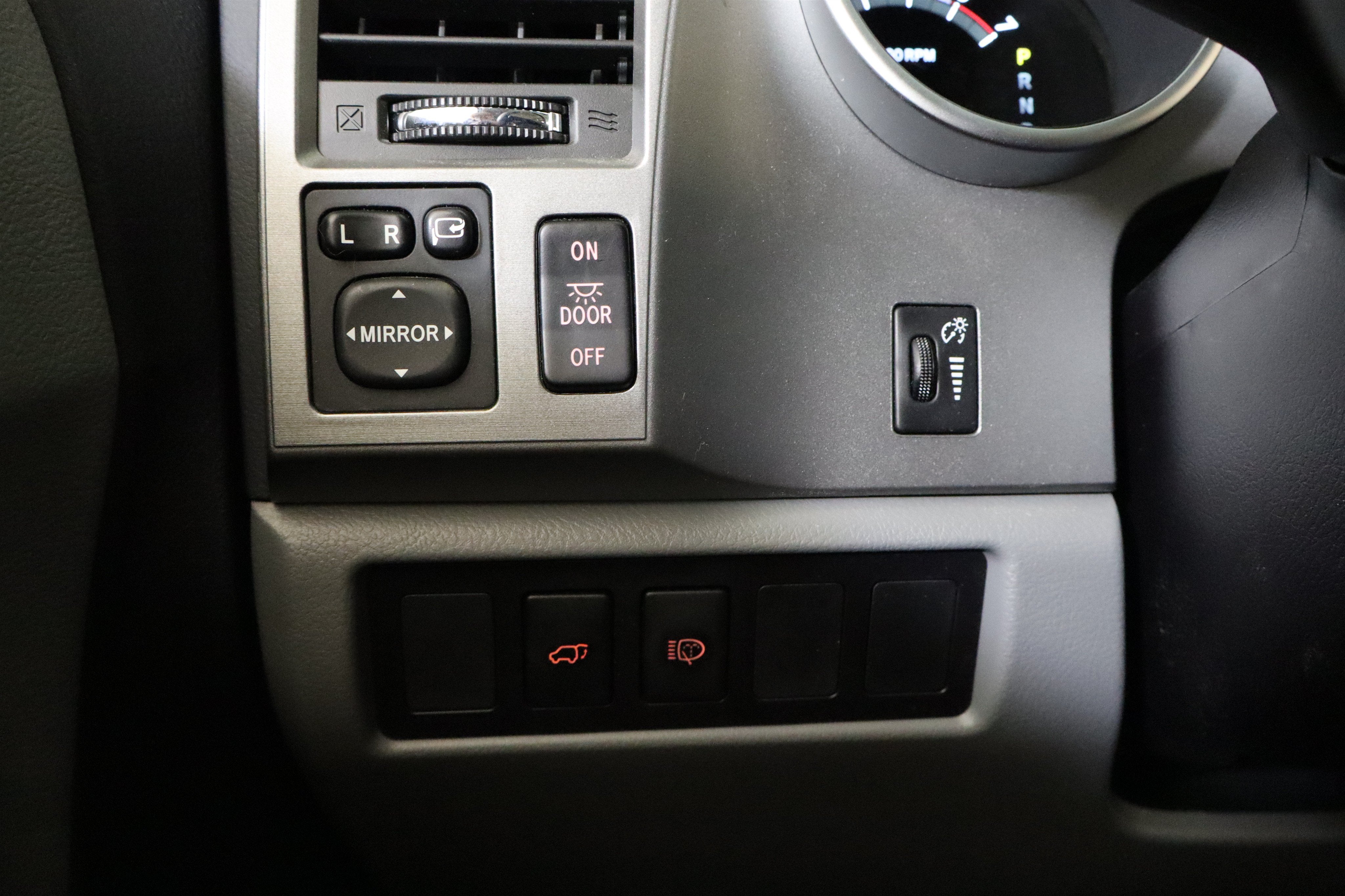 2015 Toyota Sequoia Limited 5.7L V8