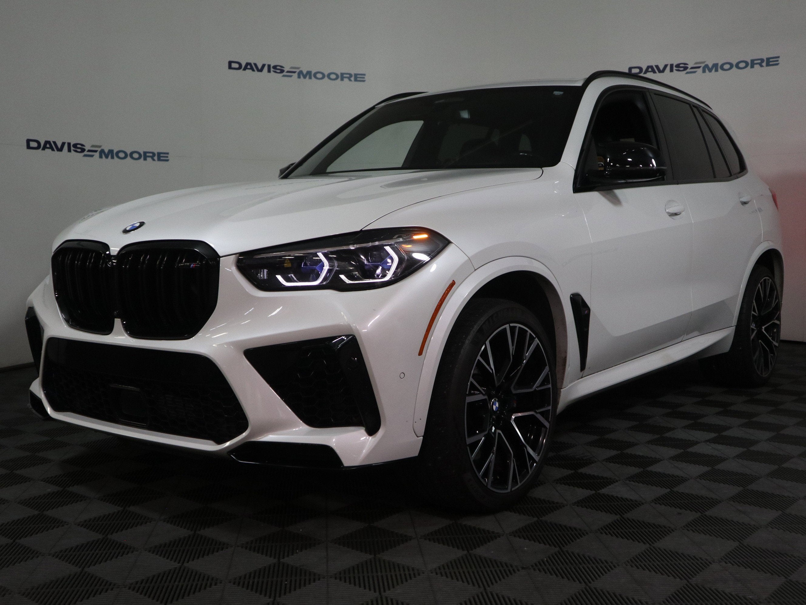 2022 BMW X5 M NA