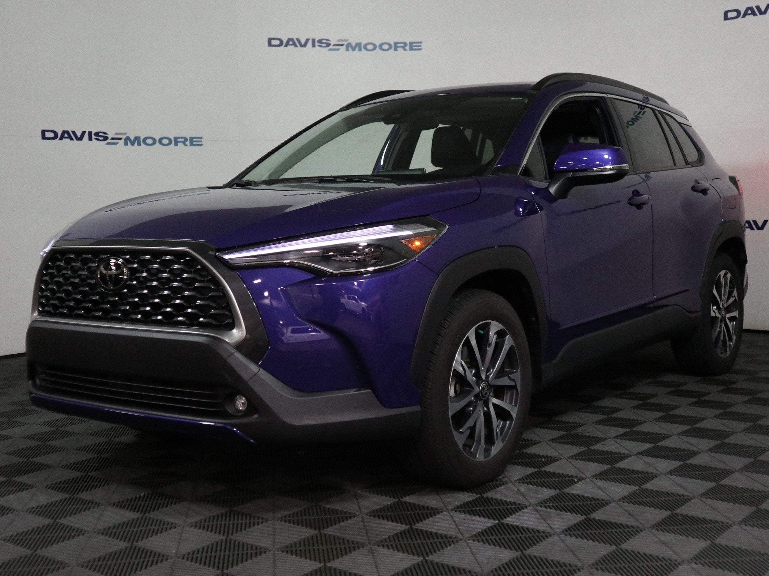 2022 Toyota Corolla Cross XLE