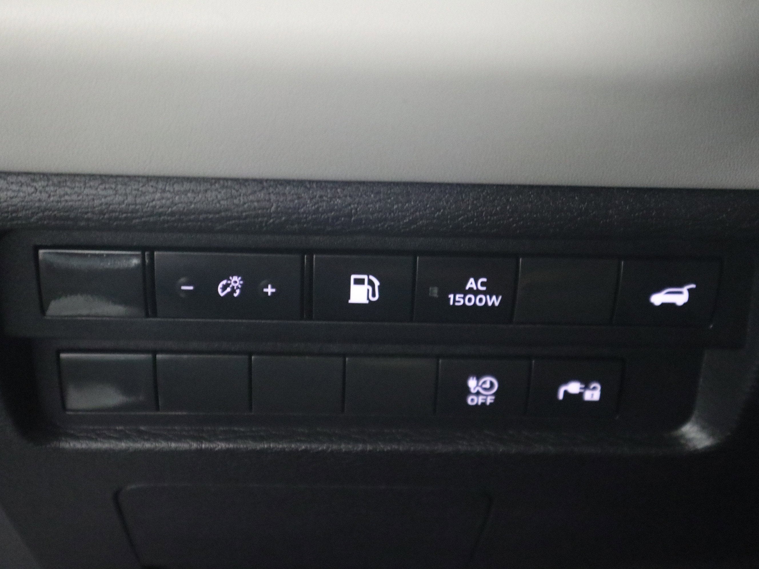 2024 Mitsubishi Outlander Plug-In Hybrid SEL