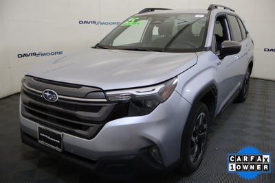 2025 Subaru Forester Premium Hybrid