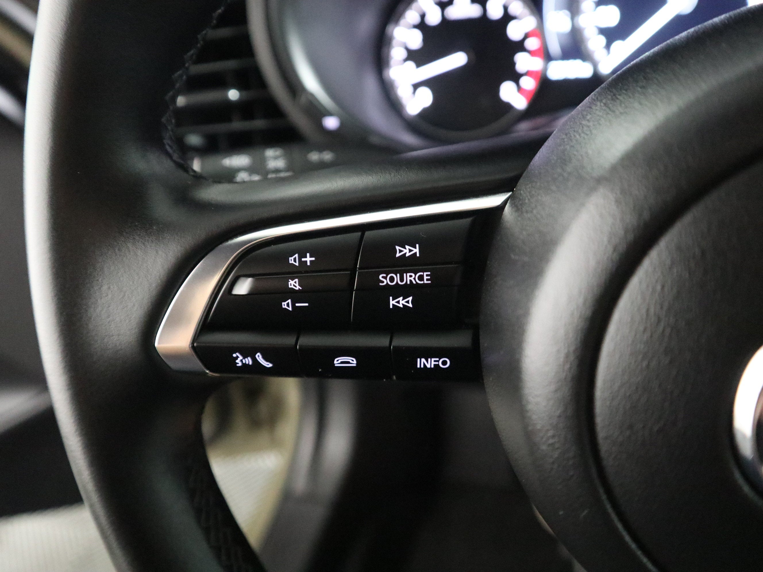2025 Mazda Mazda3 Hatchback 2.5 Carbon Turbo