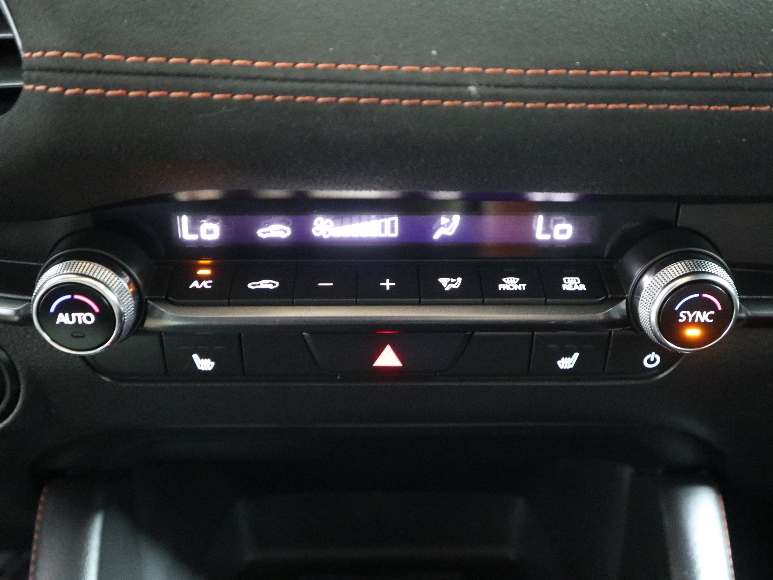 2025 Mazda Mazda3 Hatchback 2.5 Carbon Turbo