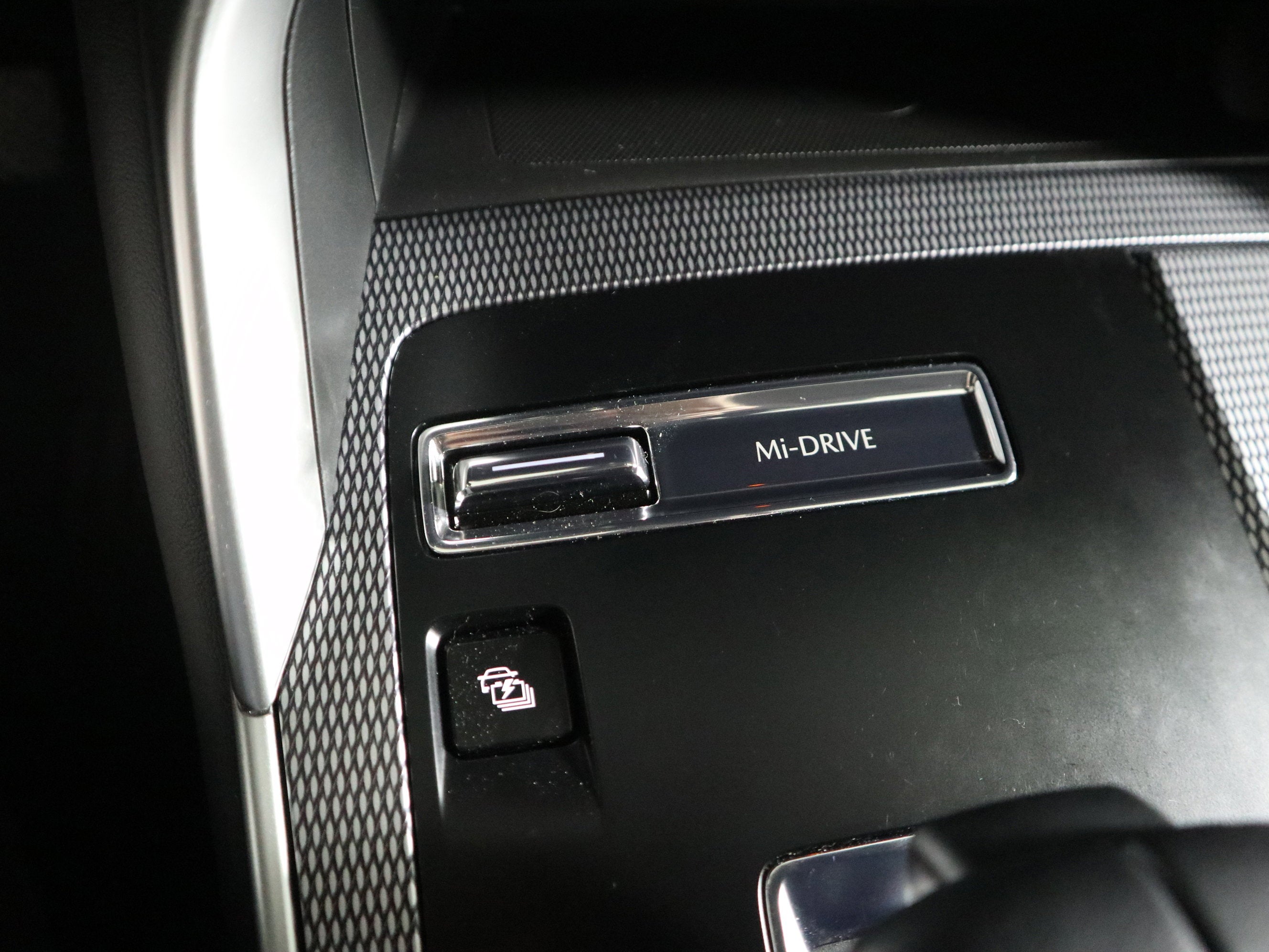 2025 Mazda Mazda CX-70 PHEV Premium Package