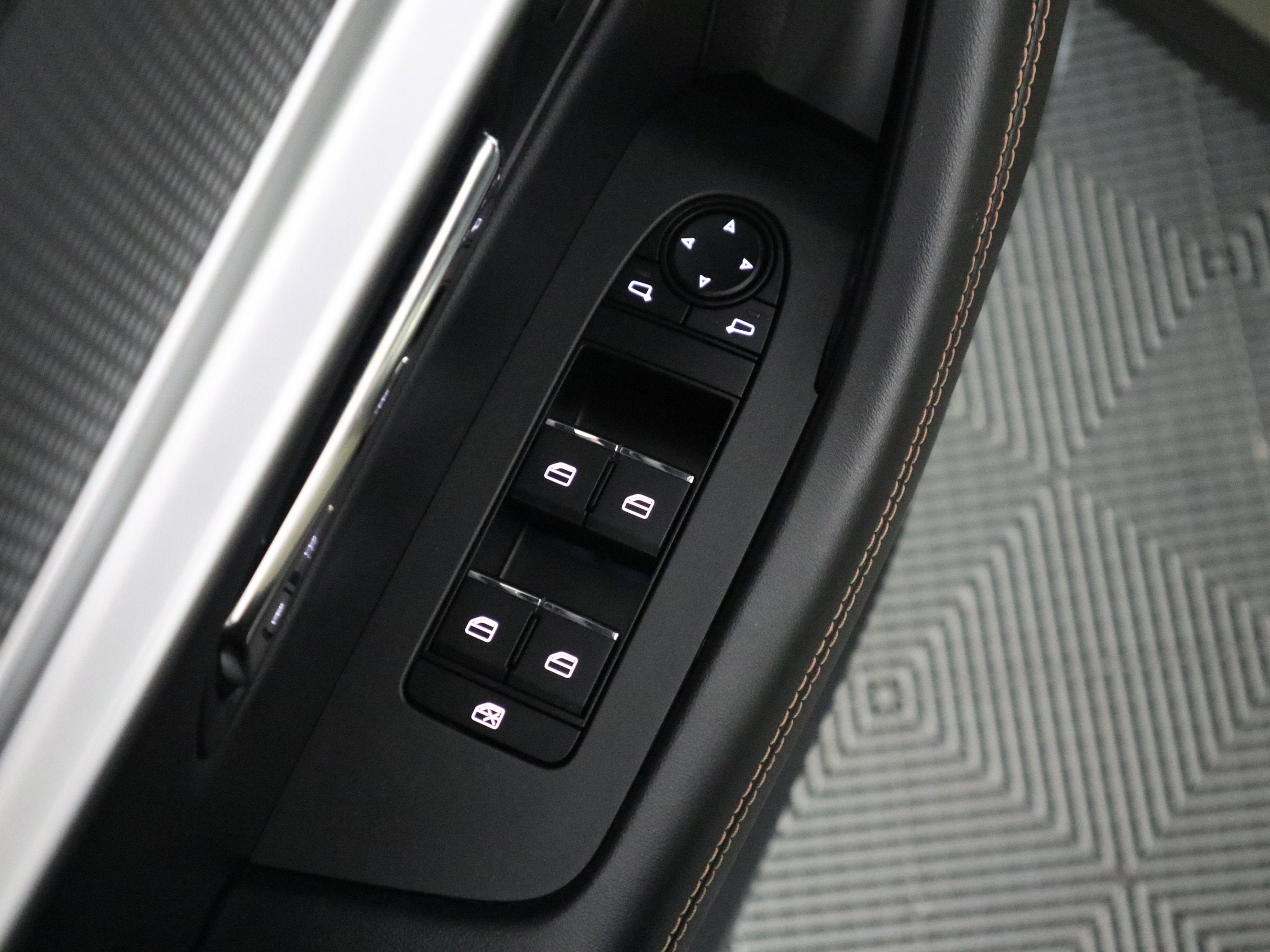 2025 Mazda Mazda CX-70 PHEV Premium Package