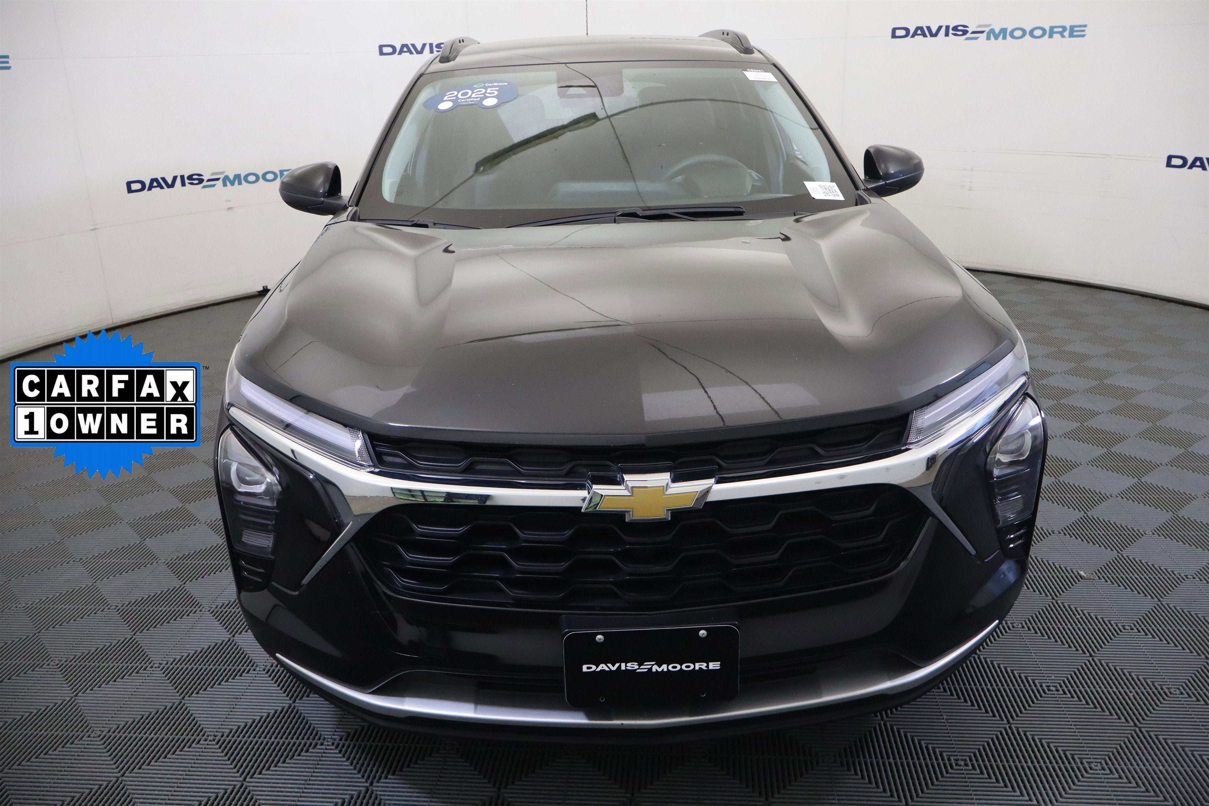 2025 Chevrolet Trax LT - Photo 14