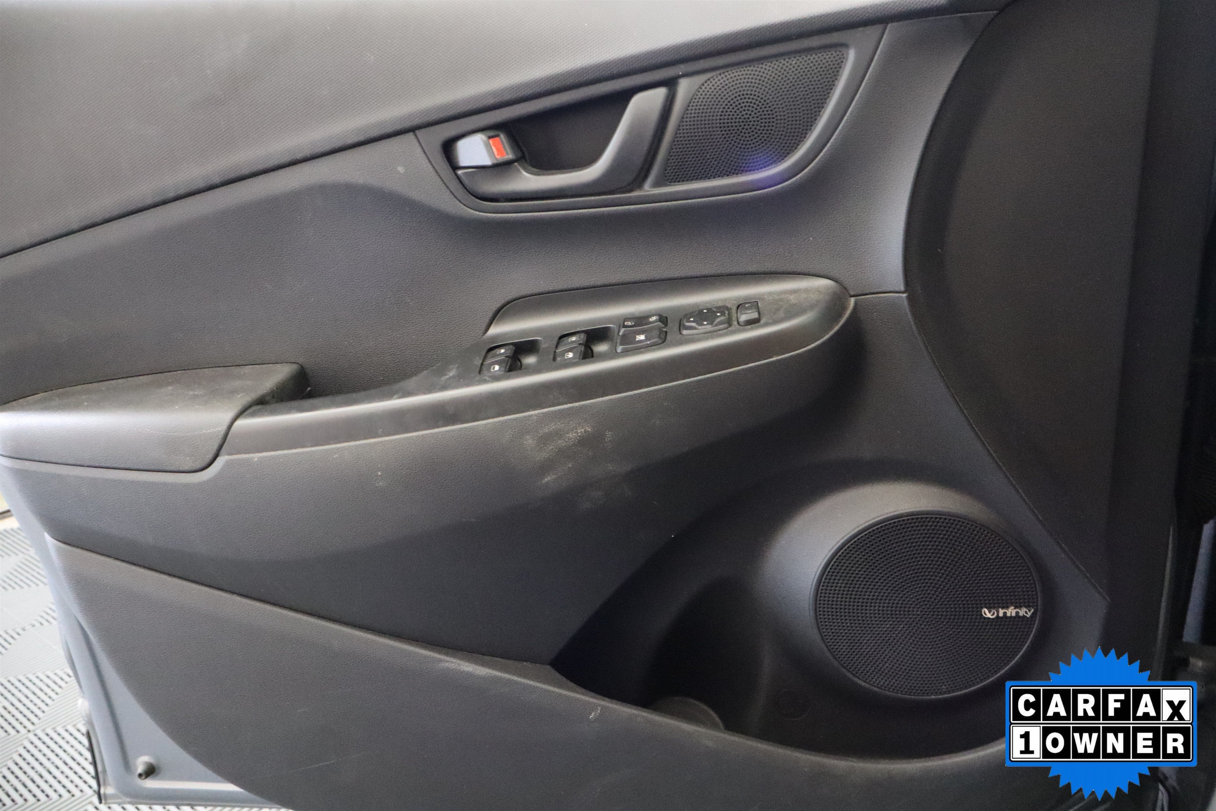 2020 Hyundai Kona SEL Plus