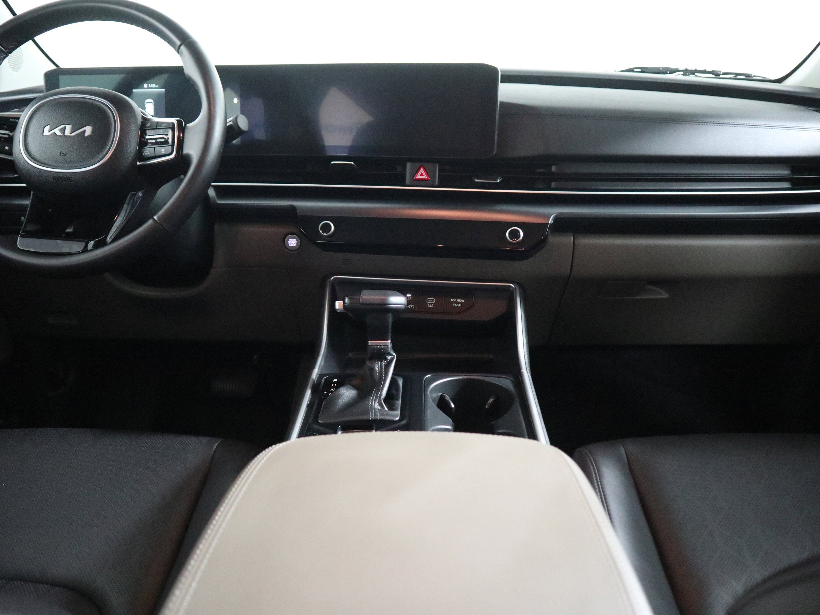 2025 Kia Carnival MPV LXS