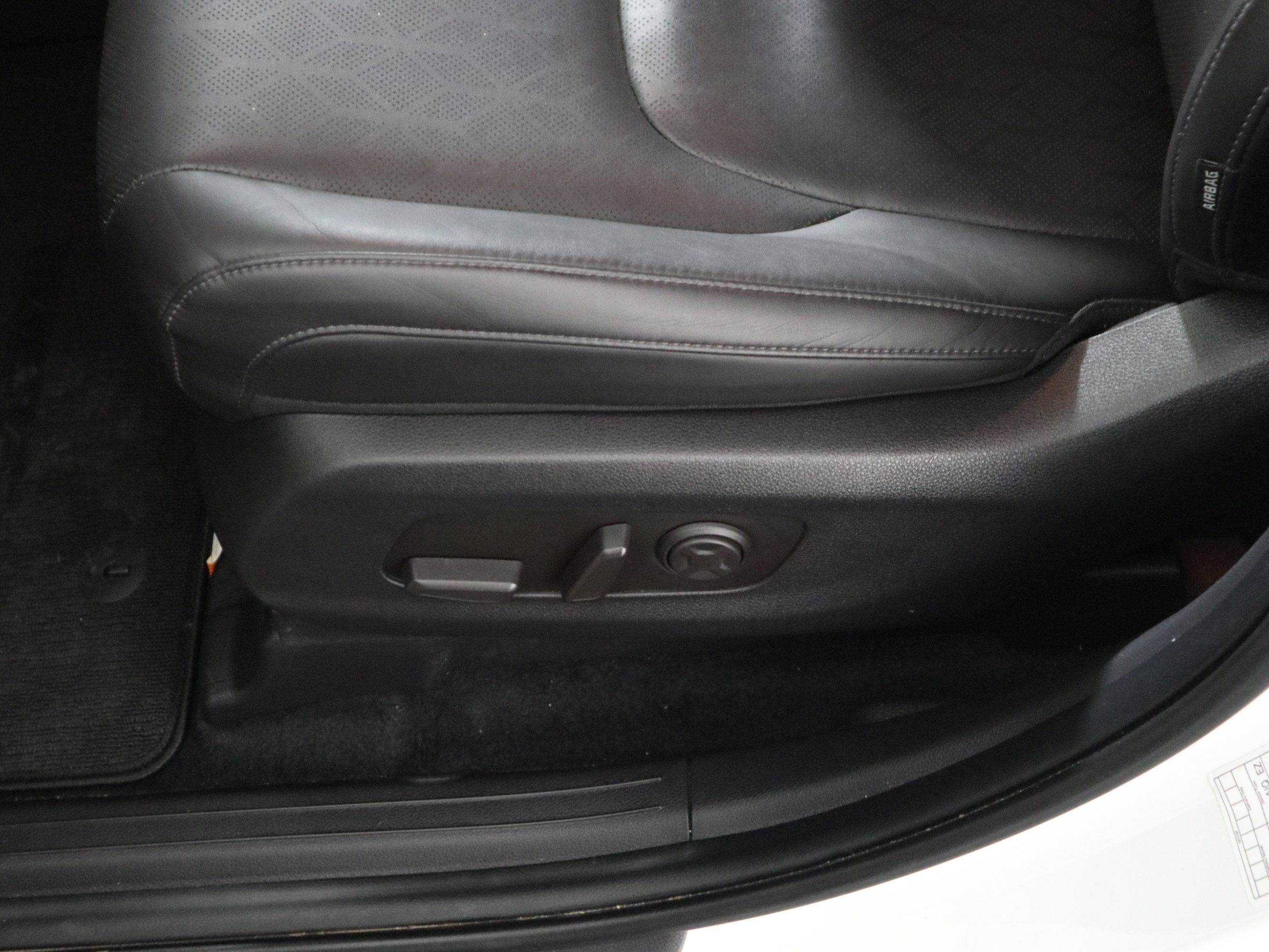 2025 Kia Carnival MPV LXS