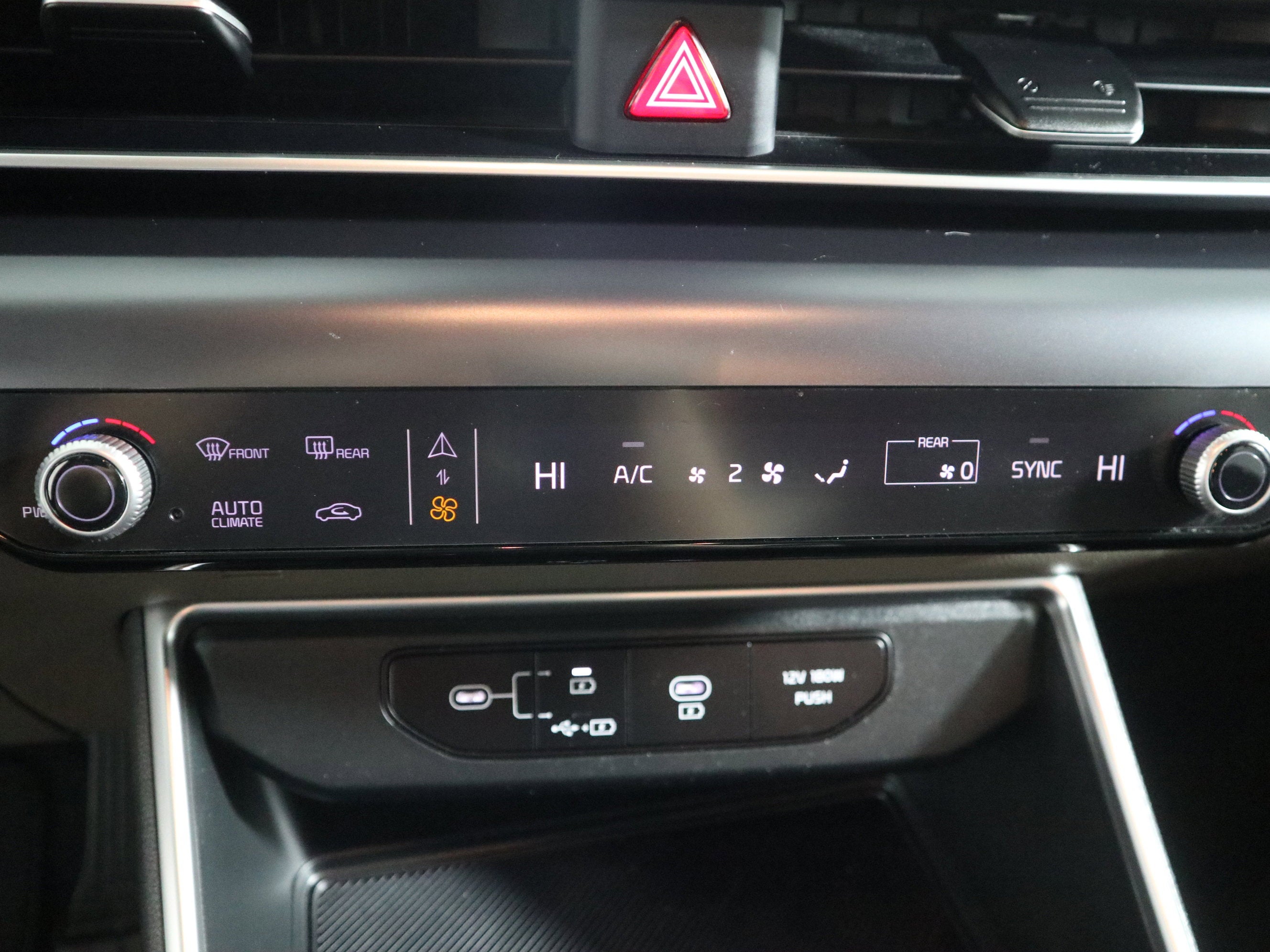 2025 Kia Carnival MPV LXS