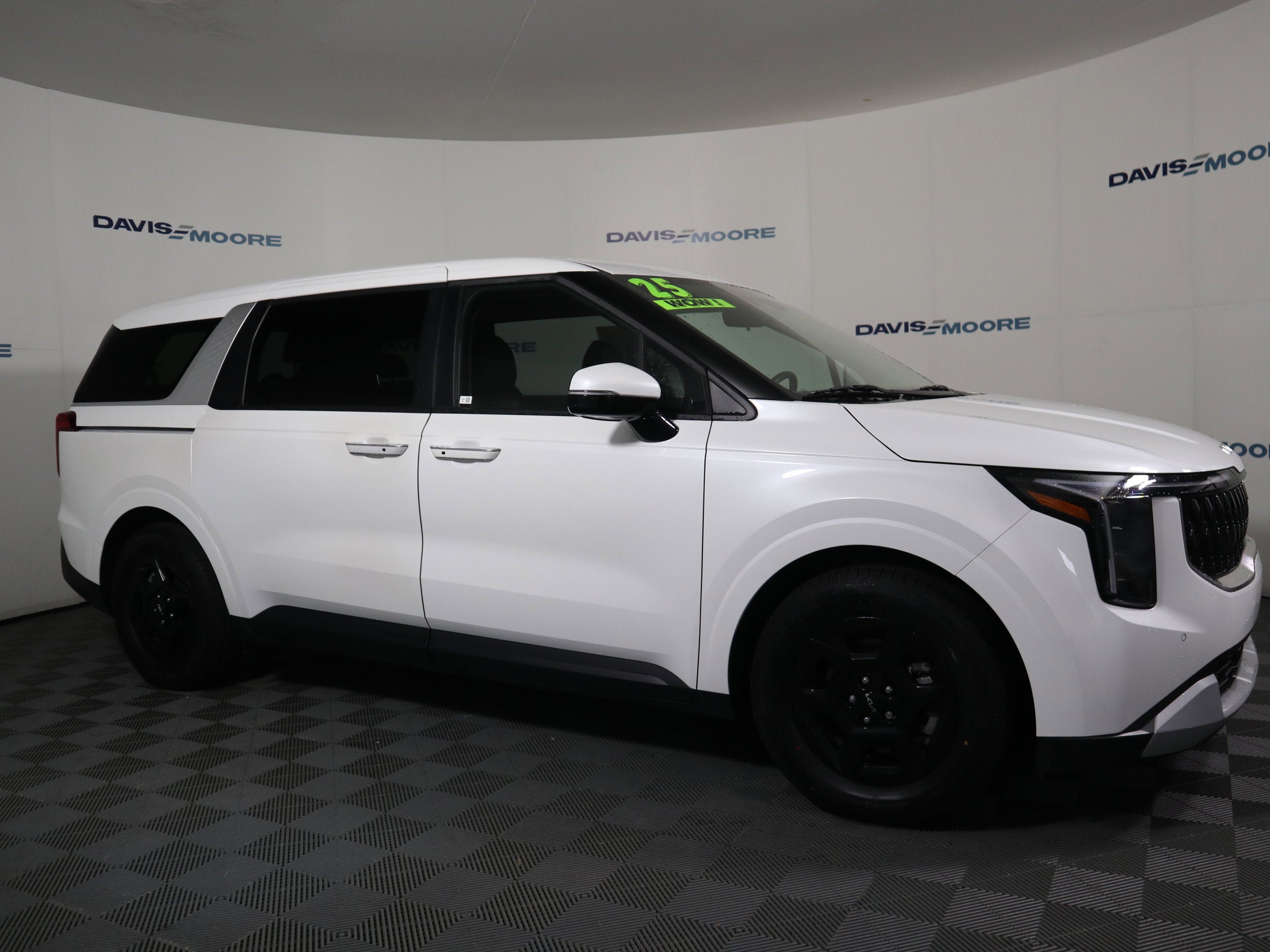 2025 Kia Carnival MPV LXS