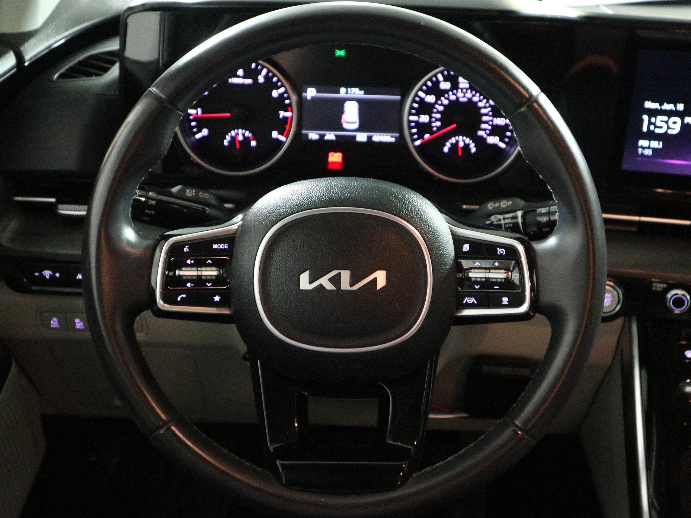 2024 Kia Carnival MPV EX