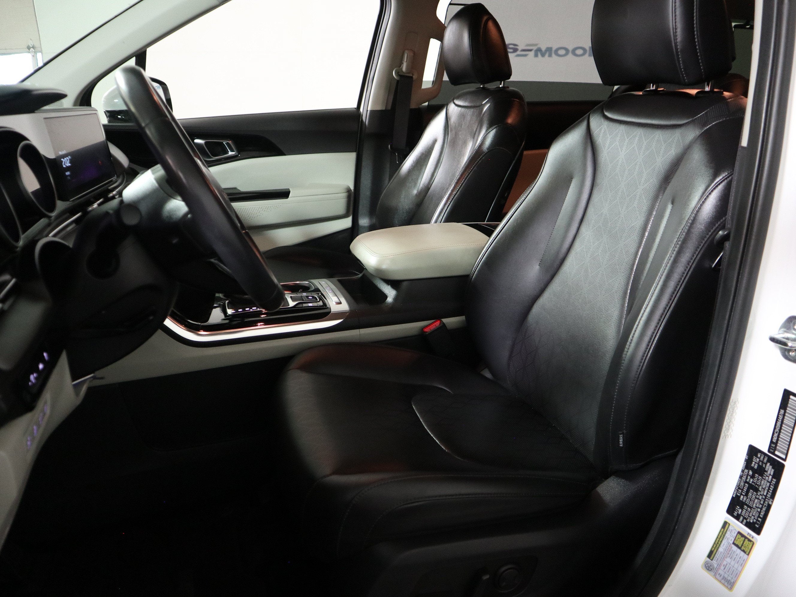 2024 Kia Carnival MPV EX
