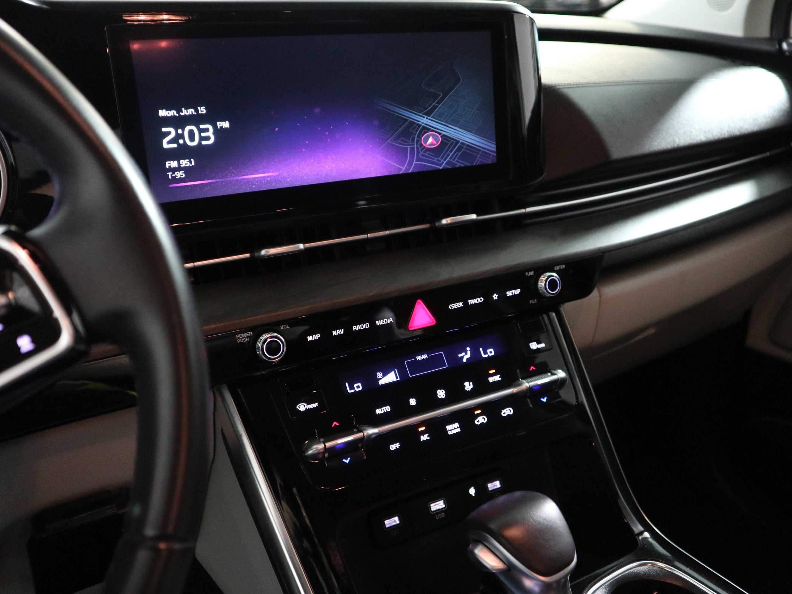 2024 Kia Carnival MPV EX