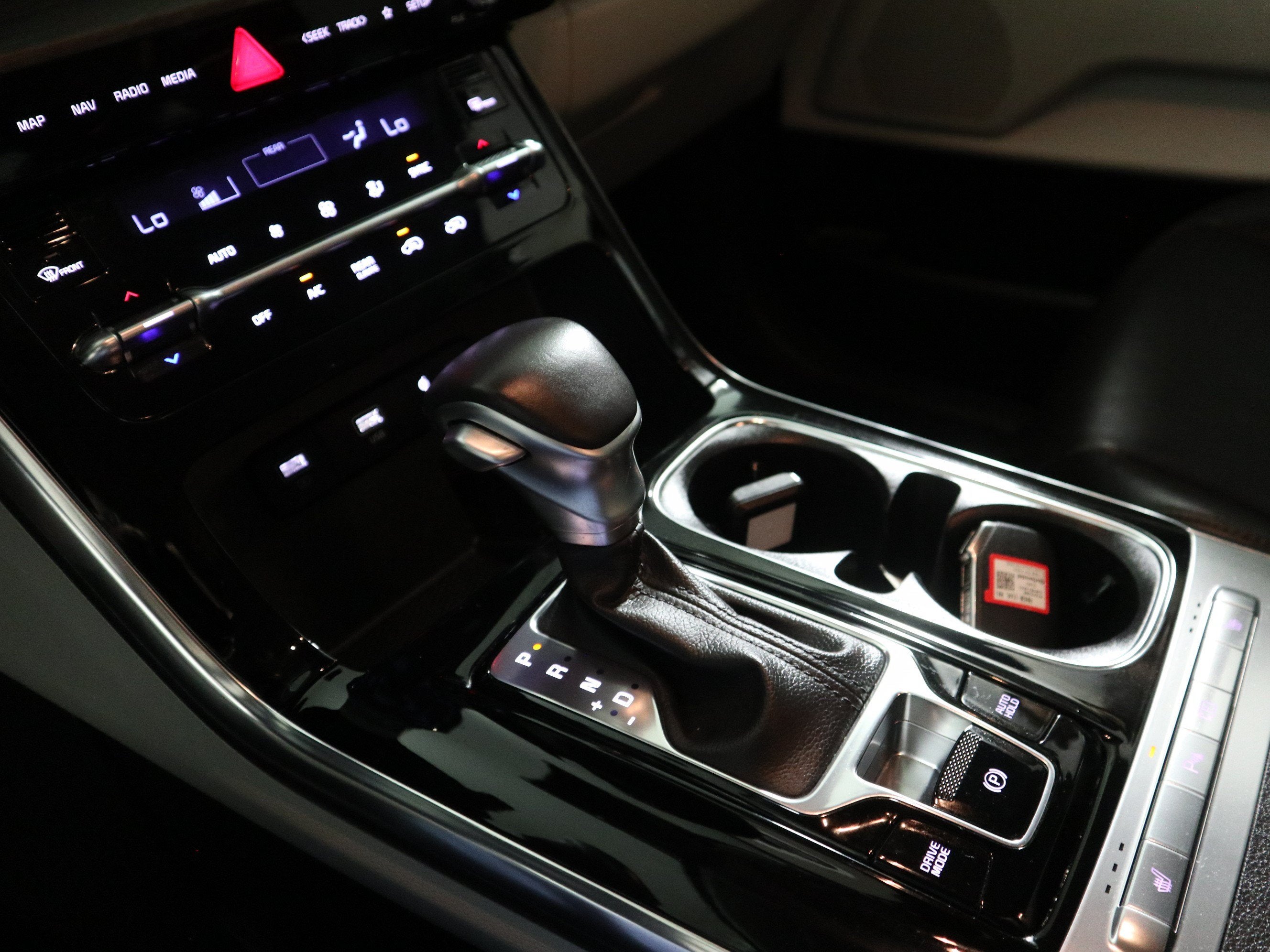 2024 Kia Carnival MPV EX