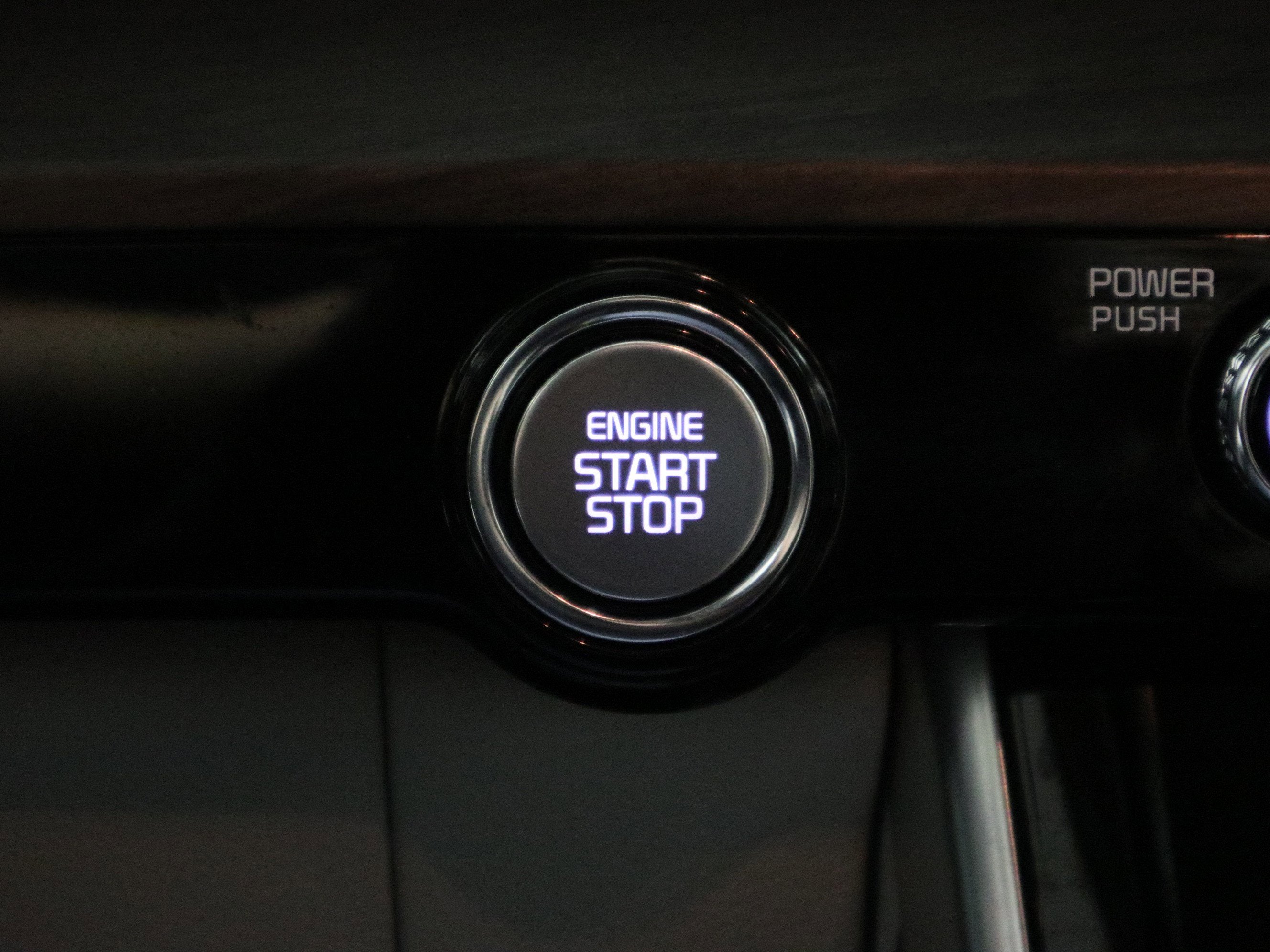 2024 Kia Carnival MPV EX