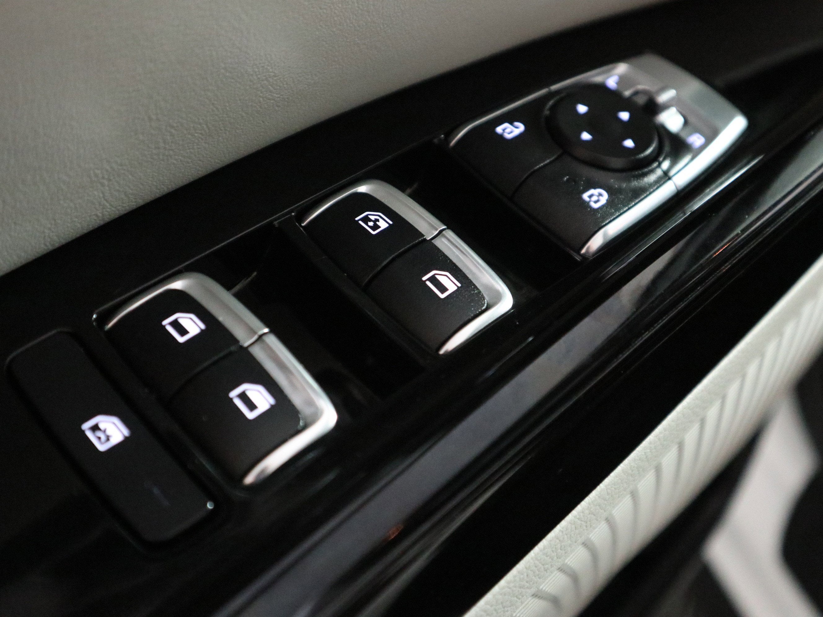 2024 Kia Carnival MPV EX