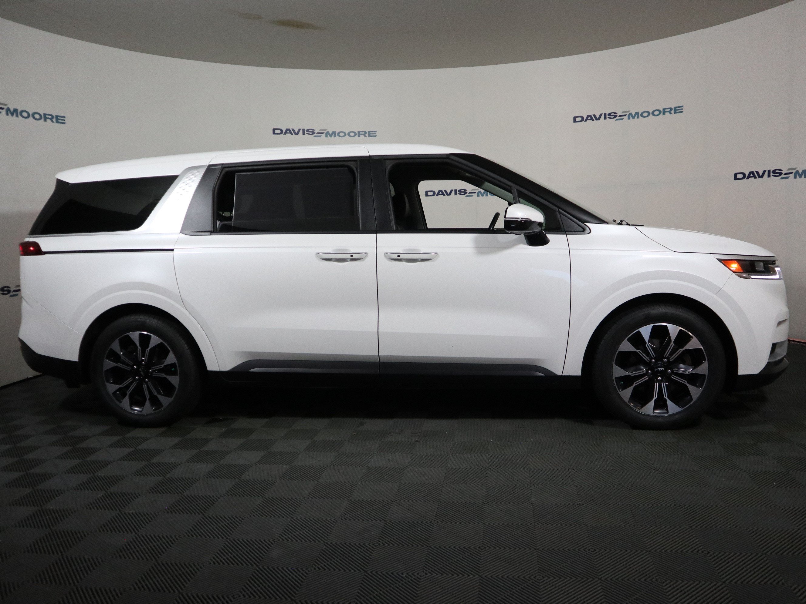 2024 Kia Carnival MPV EX
