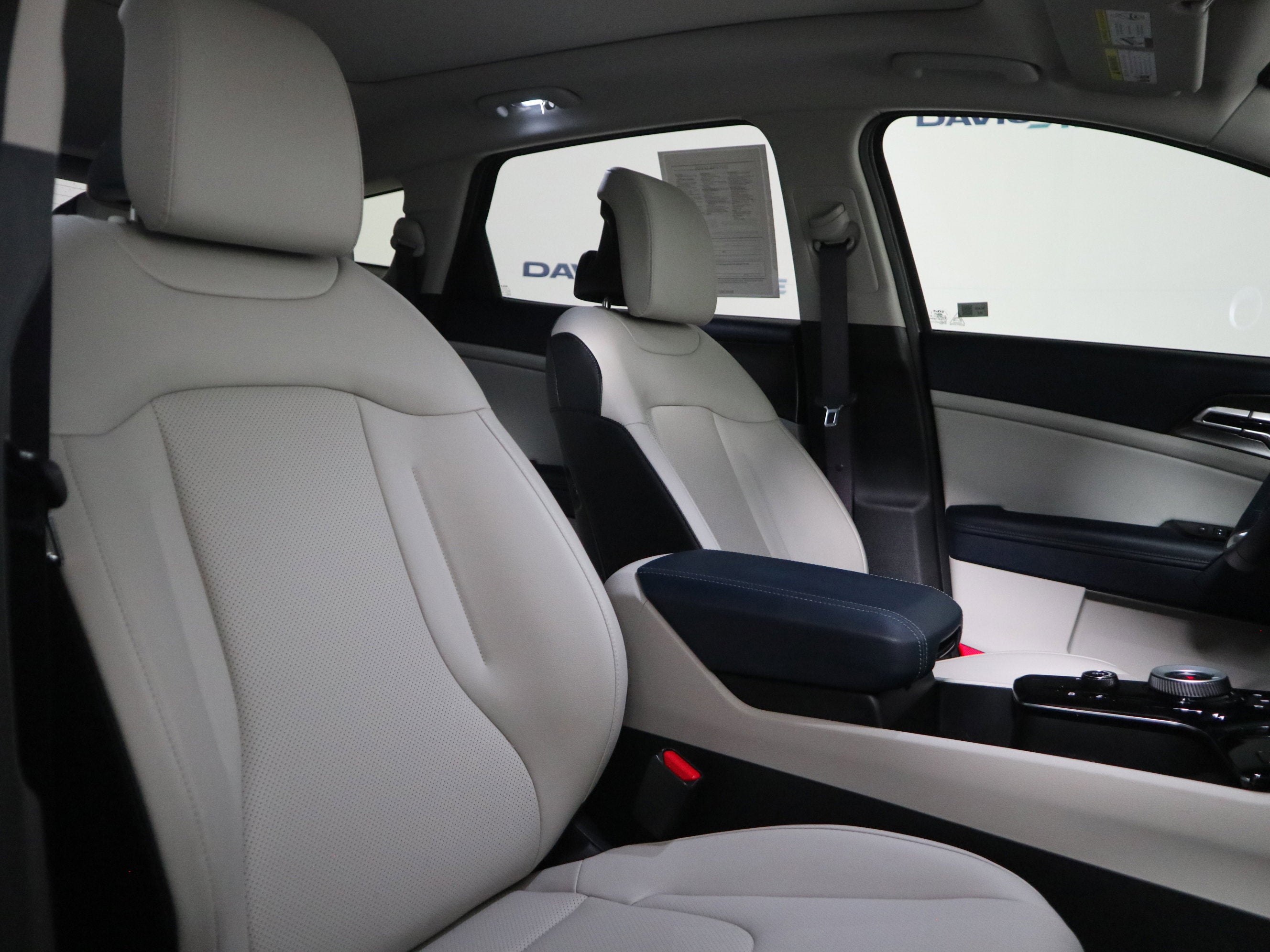 2025 Kia Sportage Hybrid EX