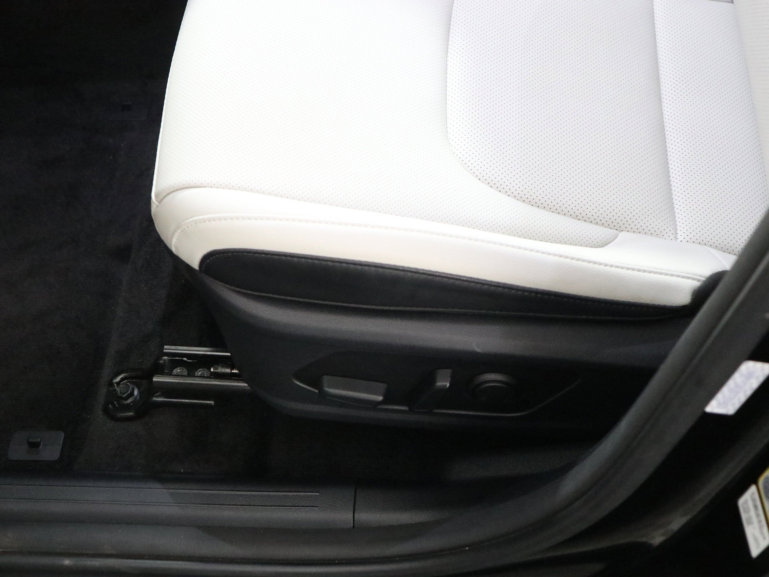 2025 Kia Sportage Hybrid EX