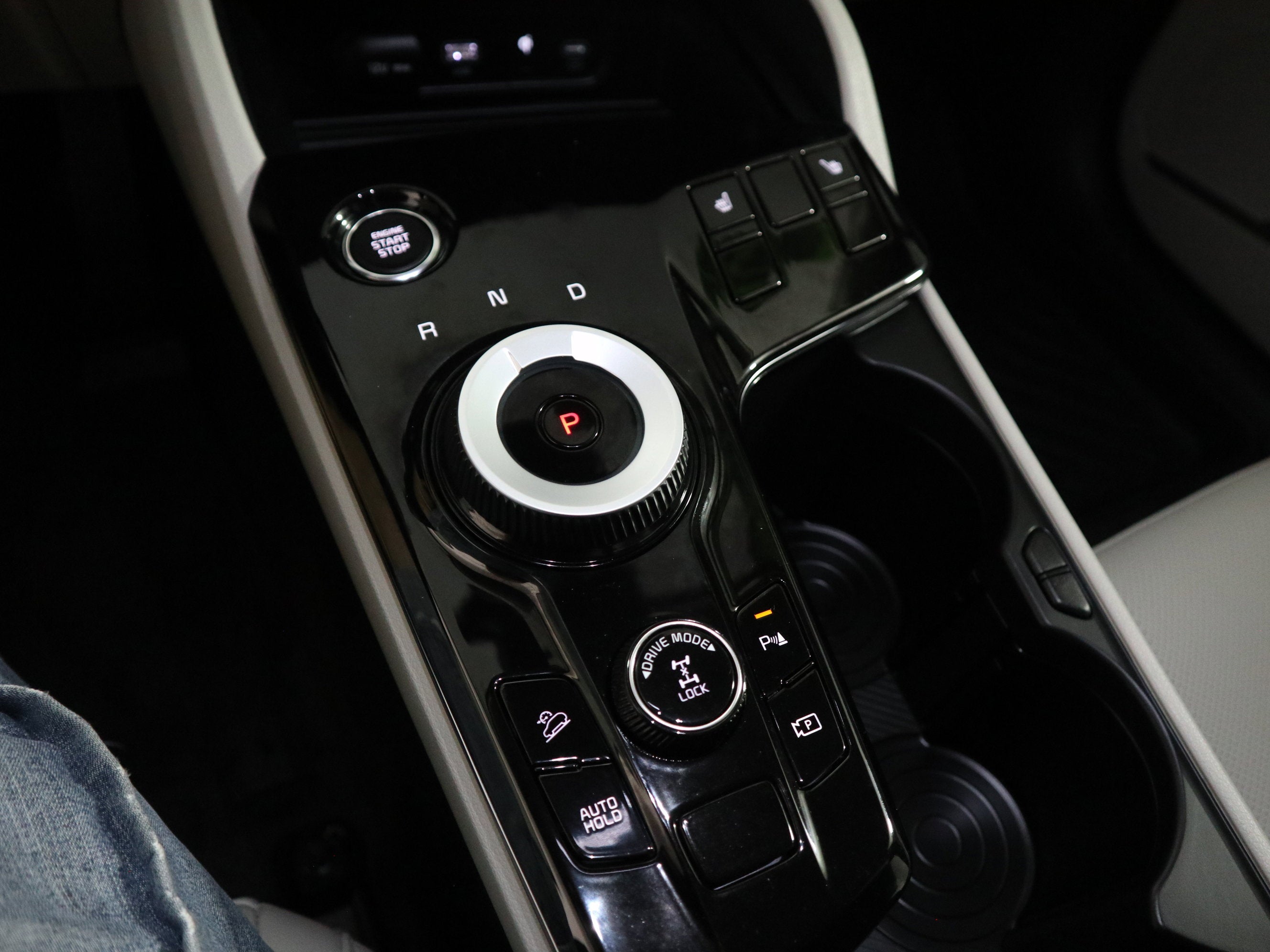 2025 Kia Sportage Hybrid EX