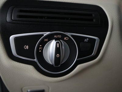 2019 Mercedes-Benz GLC 300 GLC 300