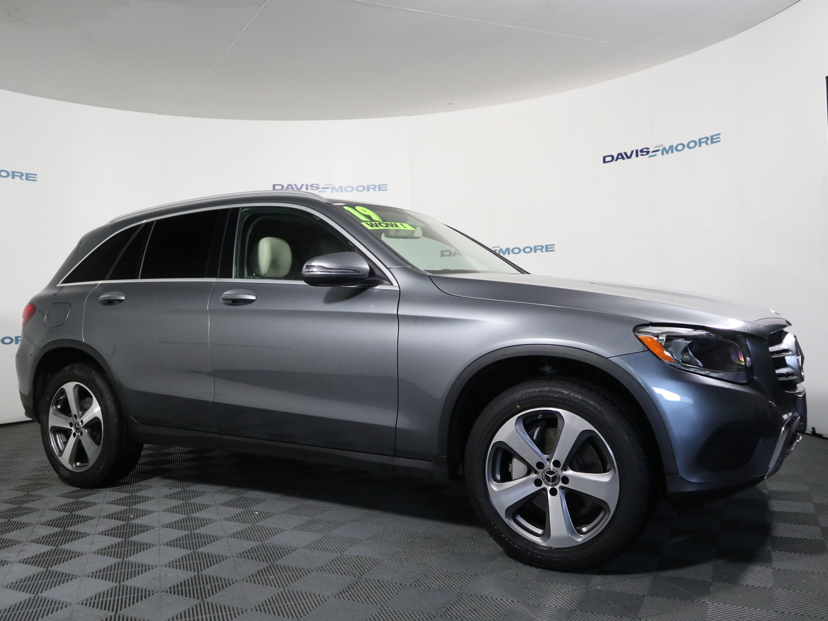2019 Mercedes-Benz GLC 300 GLC 300